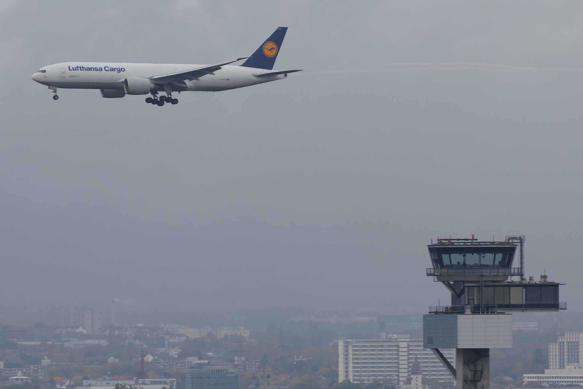Frankfurt Airport: Lufthansa Cargo (/ GEC) | Boeing 777-FBT B77L | D-ALFB | MSN 41675