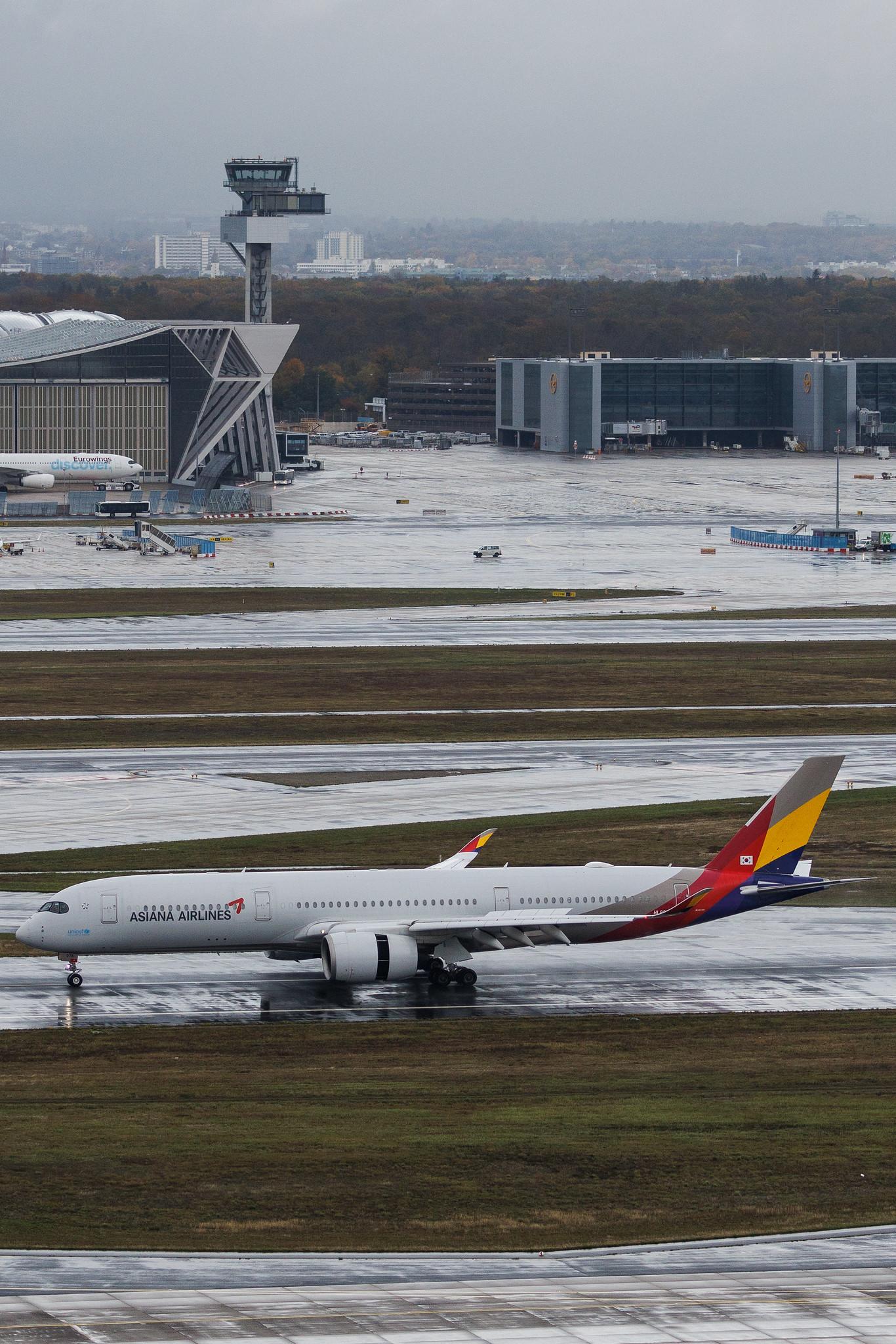 Frankfurt Airport: Asiana Airlines (OZ / AAR) | Airbus A350-941 A359 | HL8078 | MSN 094