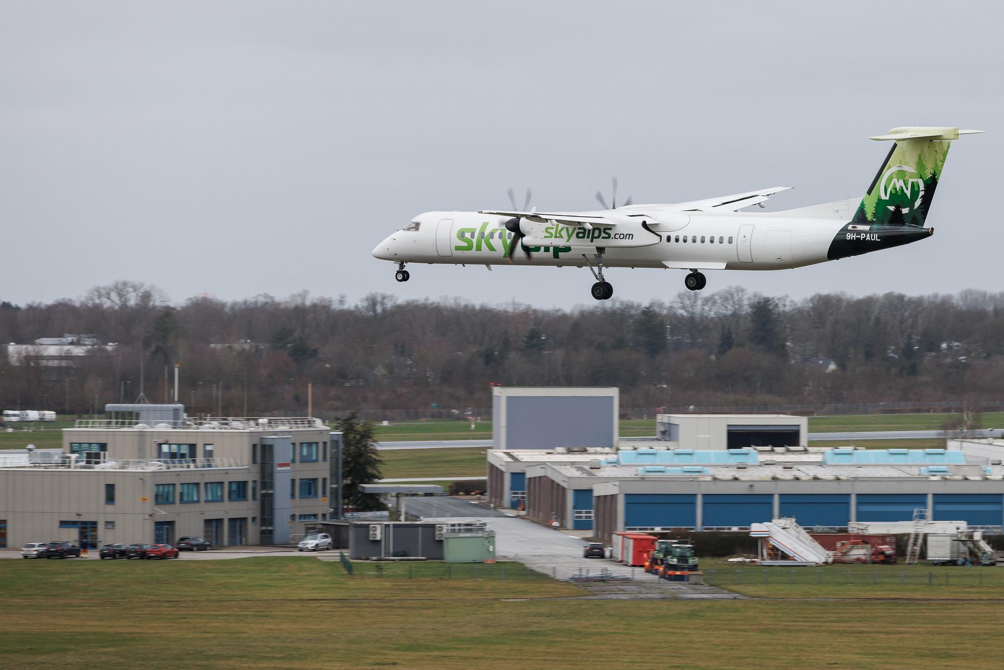 Hamburg Airport: SkyAlps (BQ / SWU) | De Havilland Canada Dash 8-400 DH8D | 9H-PAUL | MSN 4255