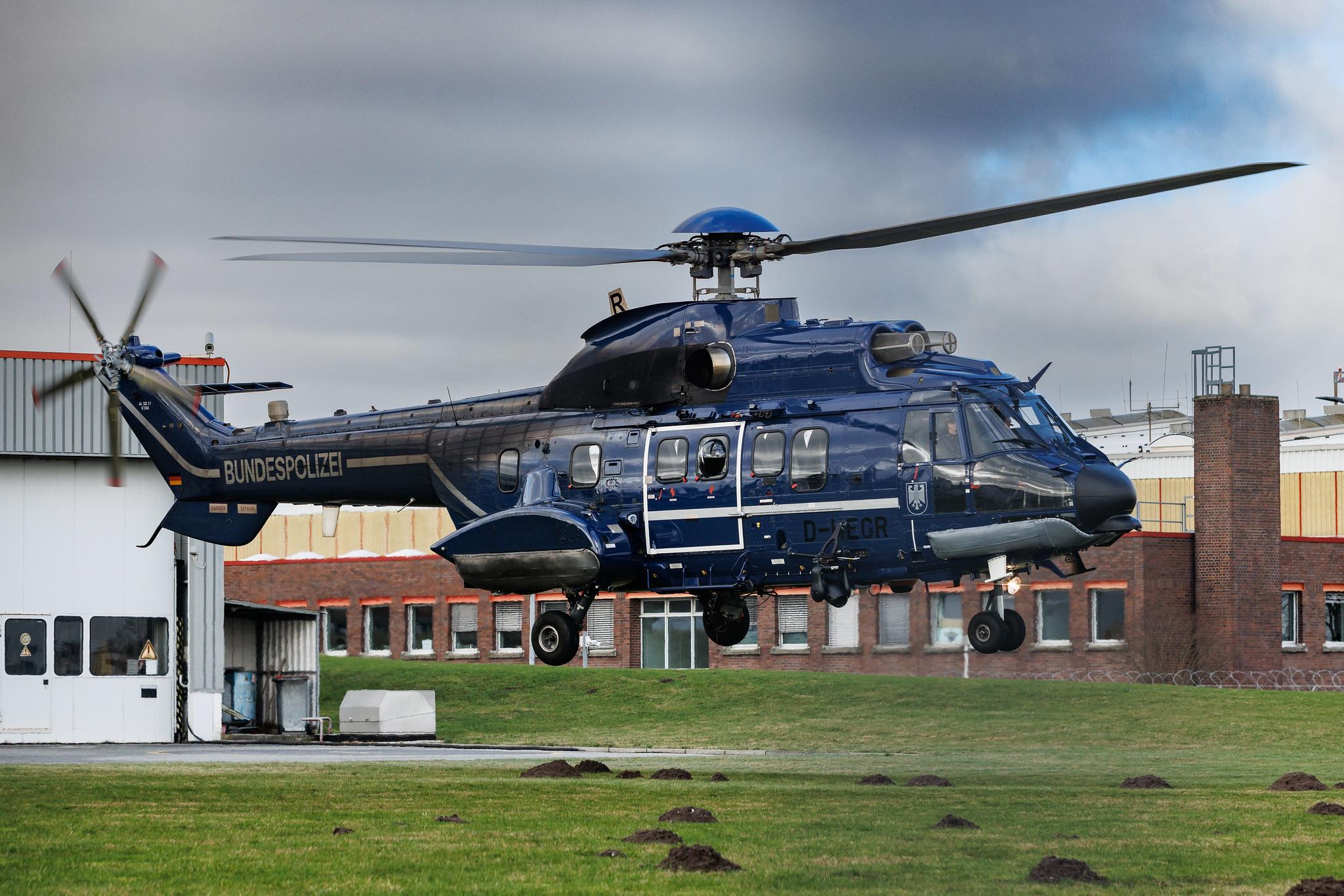 Hamburg Airport: Bundespolizei  | Airbus Helicopters H215 AS32 | D-HEGR | MSN 3043