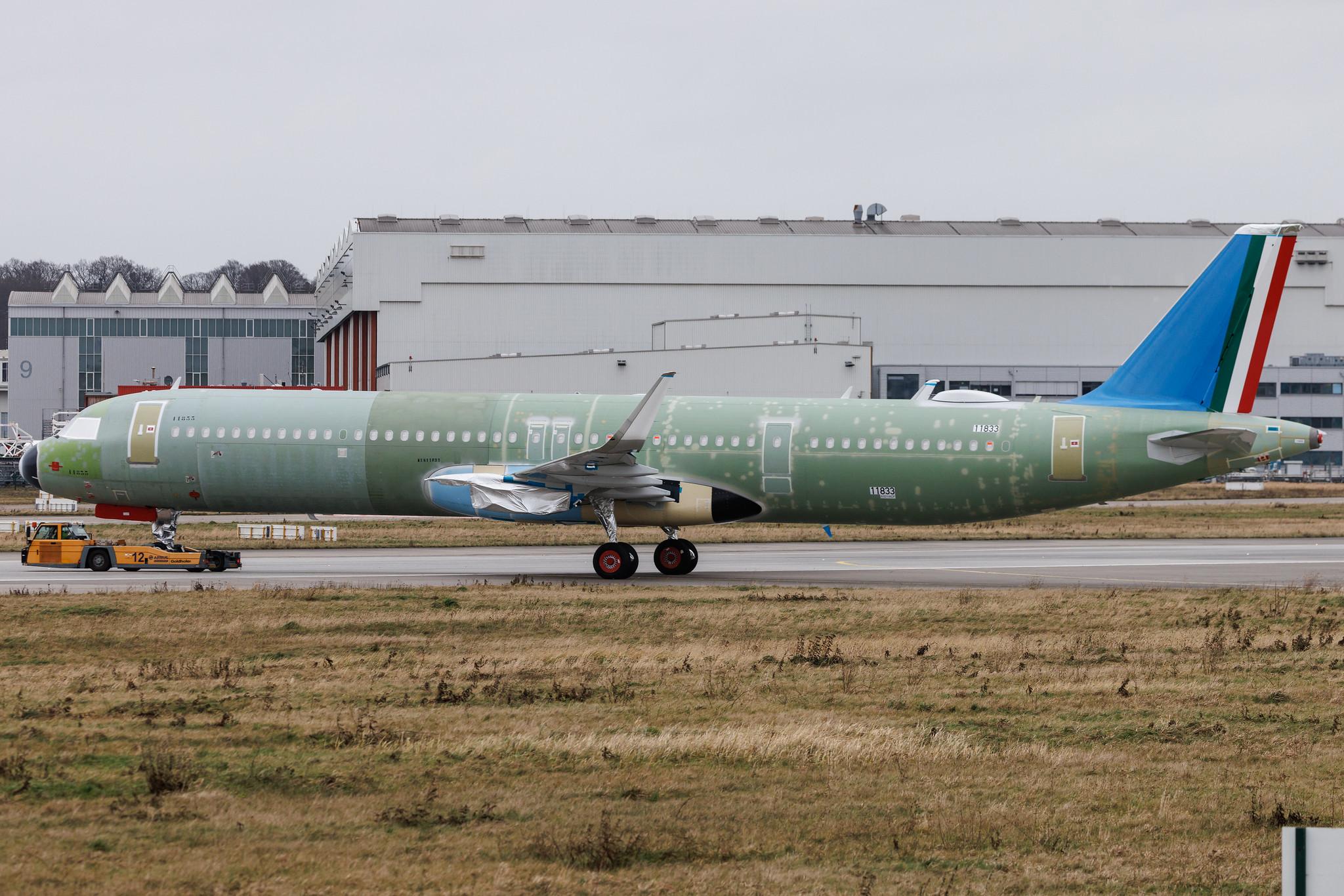 Hamburg Finkenwerder: ITA Airways (AZ / ITY) | Airbus A321-271NX A21N | D-AVXH | EI-HXE | MSN 11833