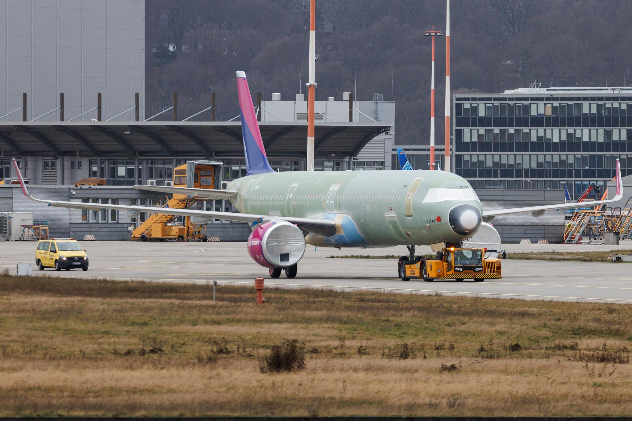 Hamburg Finkenwerder: Wizz Air Malta | Airbus A321-271NX A21N | D-AVYA | 9H-WNB | MSN 11748
