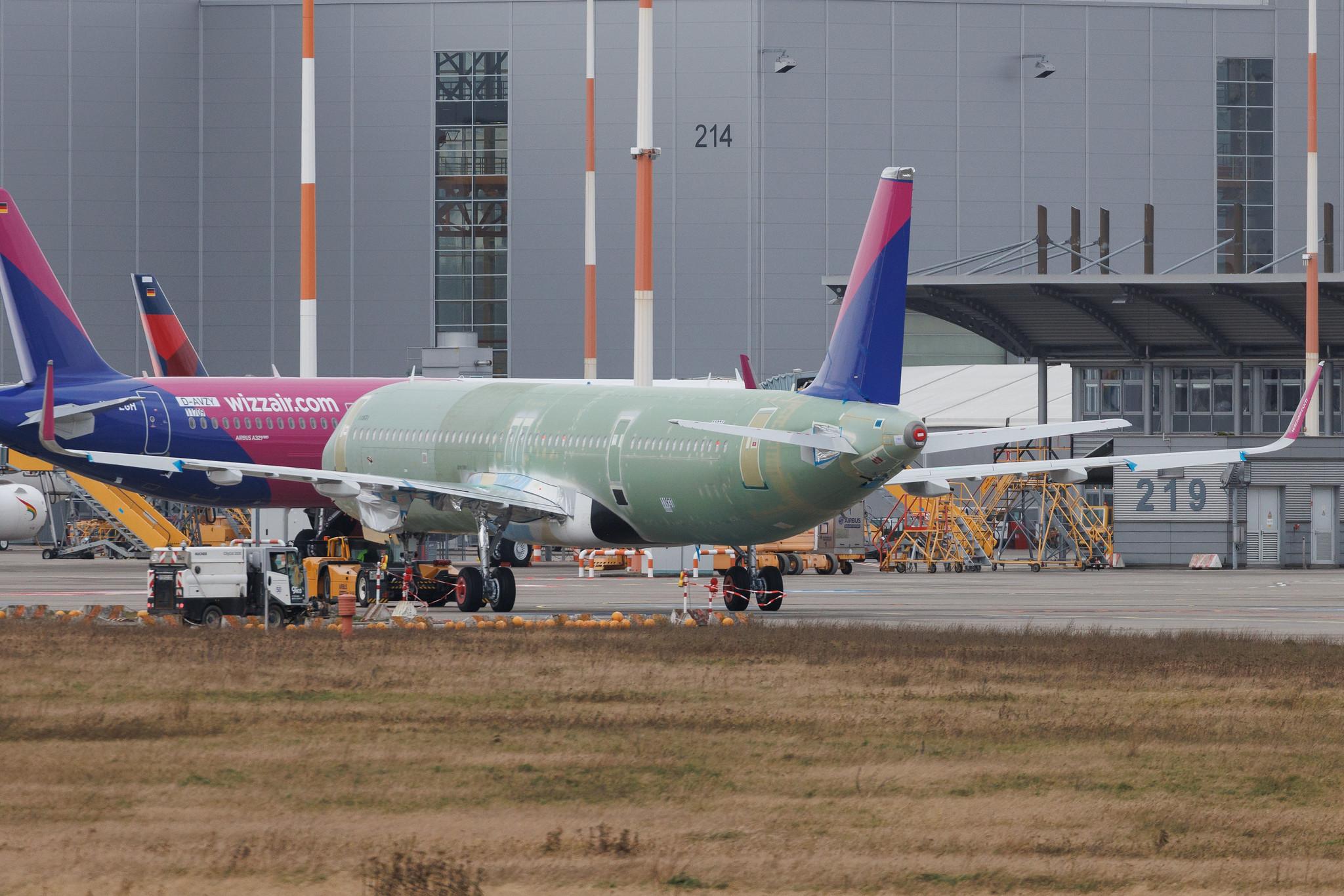 Hamburg Finkenwerder: Wizz Air Malta | Airbus A321-271NX A21N | D-AXXD | 9H-WNG | MSN 11931