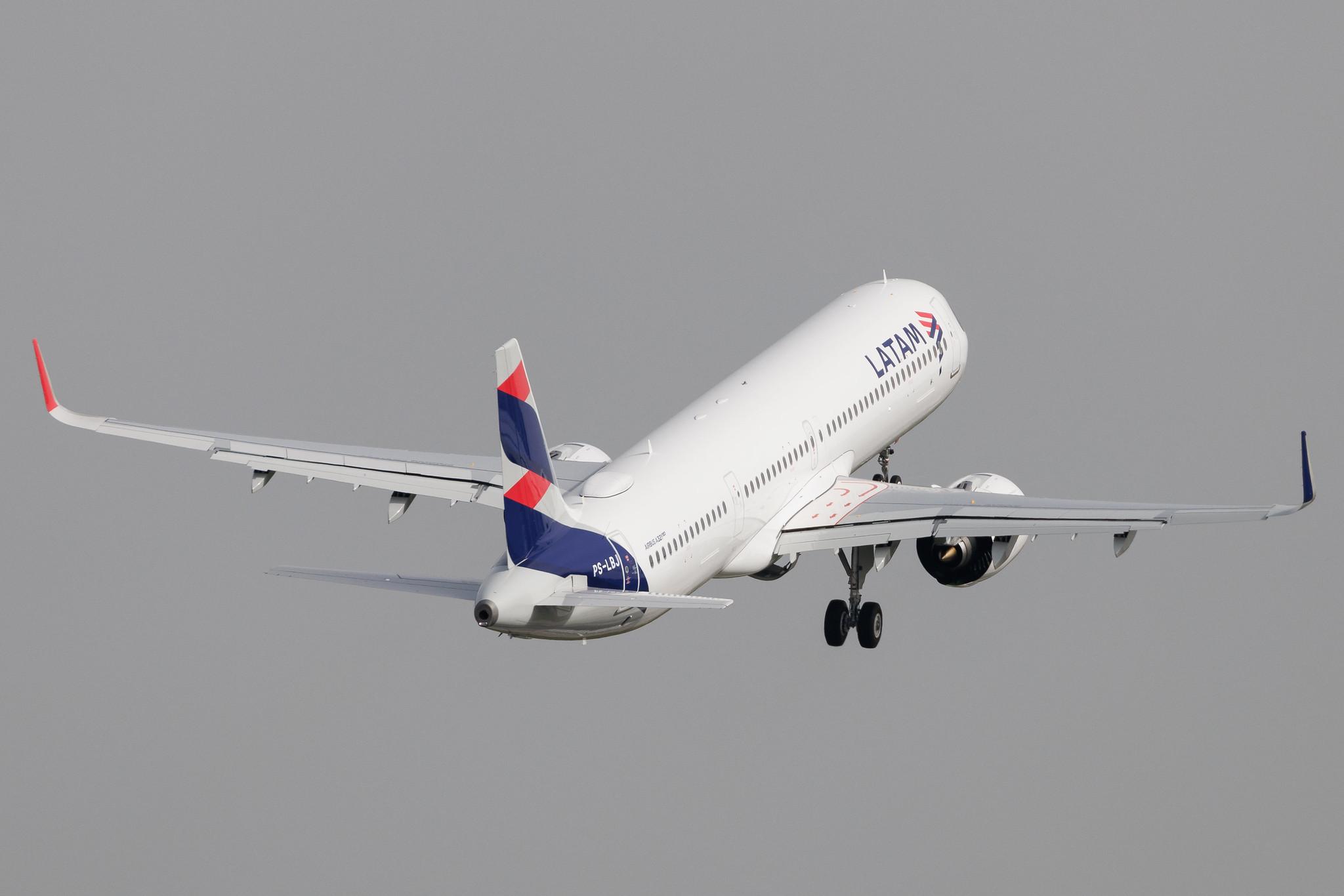 Hamburg Finkenwerder: LATAM Airlines (LA / LAN) | Operator: LATAM Brasil | Airbus A321-271NX A21N | PS-LBJ | MSN 11723