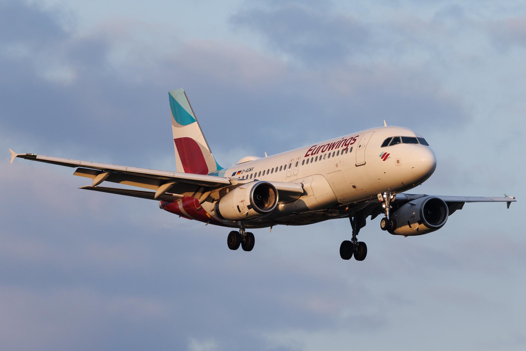 Hamburg Airport: Eurowings (EW / EWG) | Airbus A319-132 A319 | D-AGWV | MSN 5467