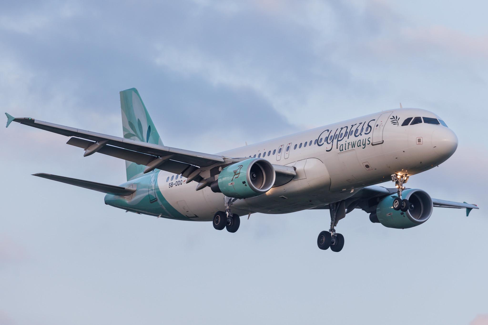 Hamburg Airport: Cyprus Airways (CY / CYP) | Airbus A320-214 A320 | 5B-DDQ | MSN 04055