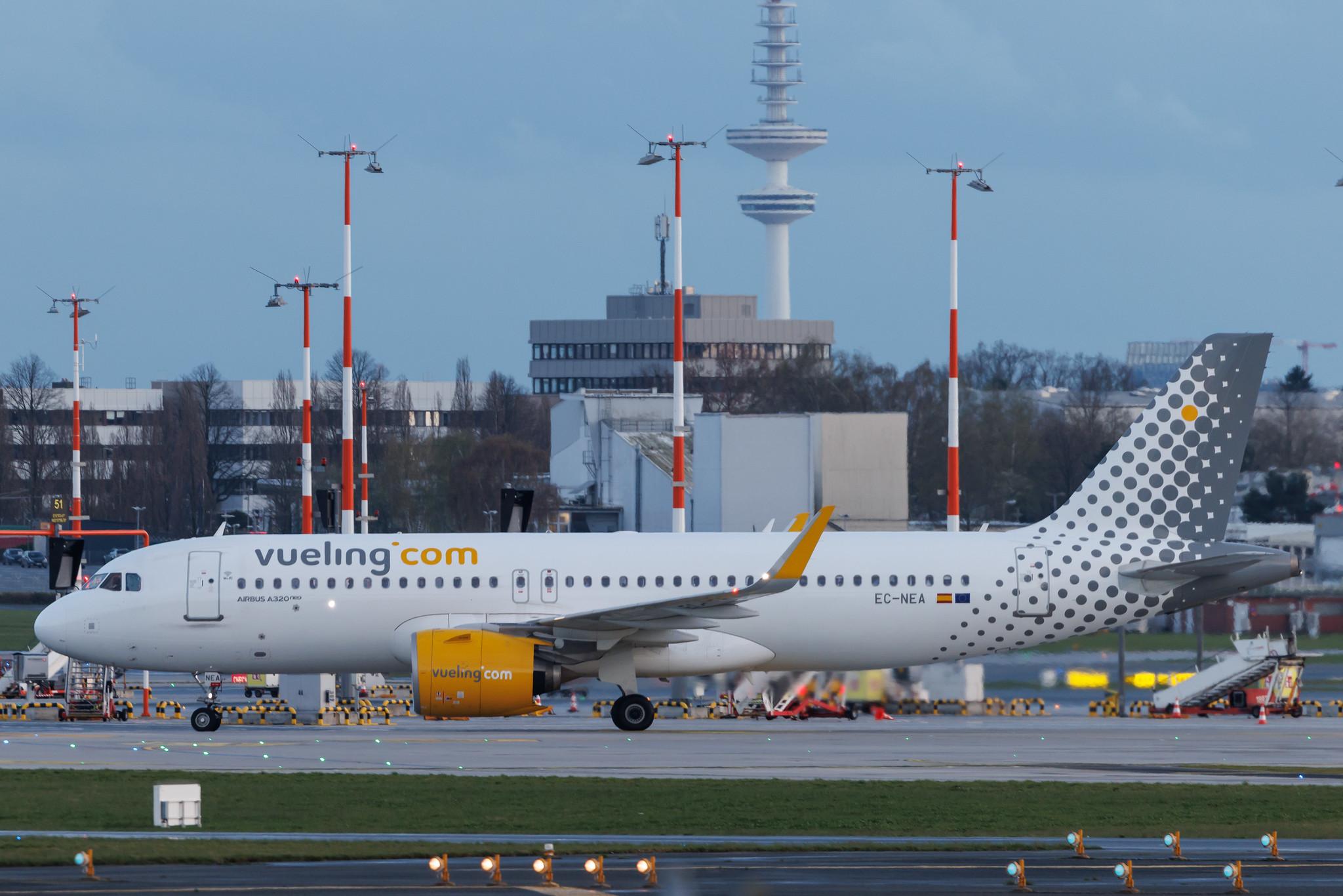 Hamburg Airport: Vueling (VY / VLG) | Airbus A320-271N A20N | EC-NEA | MSN 08969