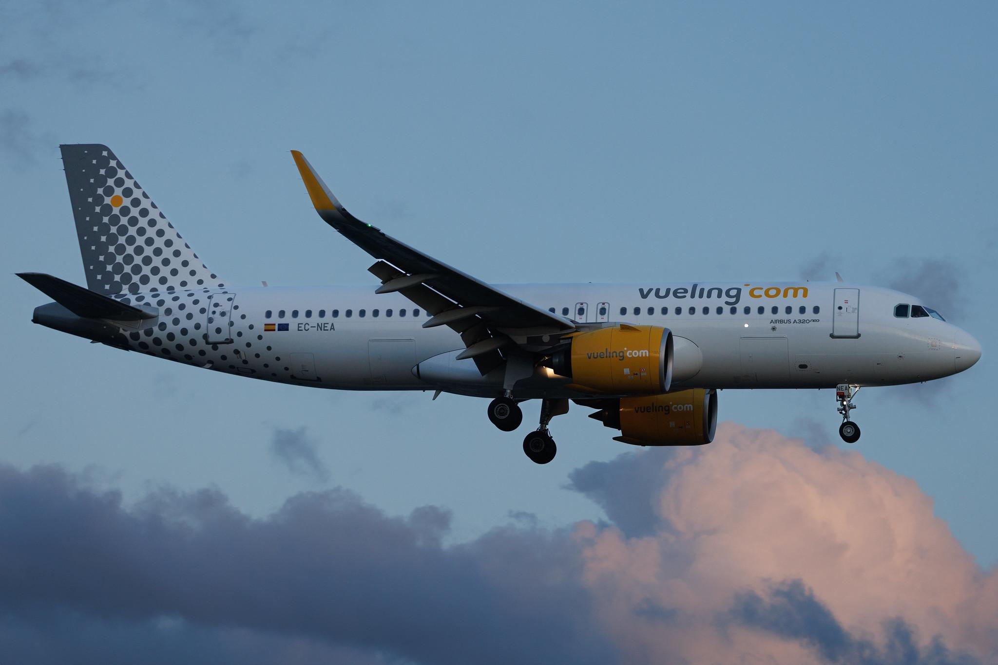 Hamburg Airport: Vueling (VY / VLG) | Airbus A320-271N A20N | EC-NEA | MSN 08969