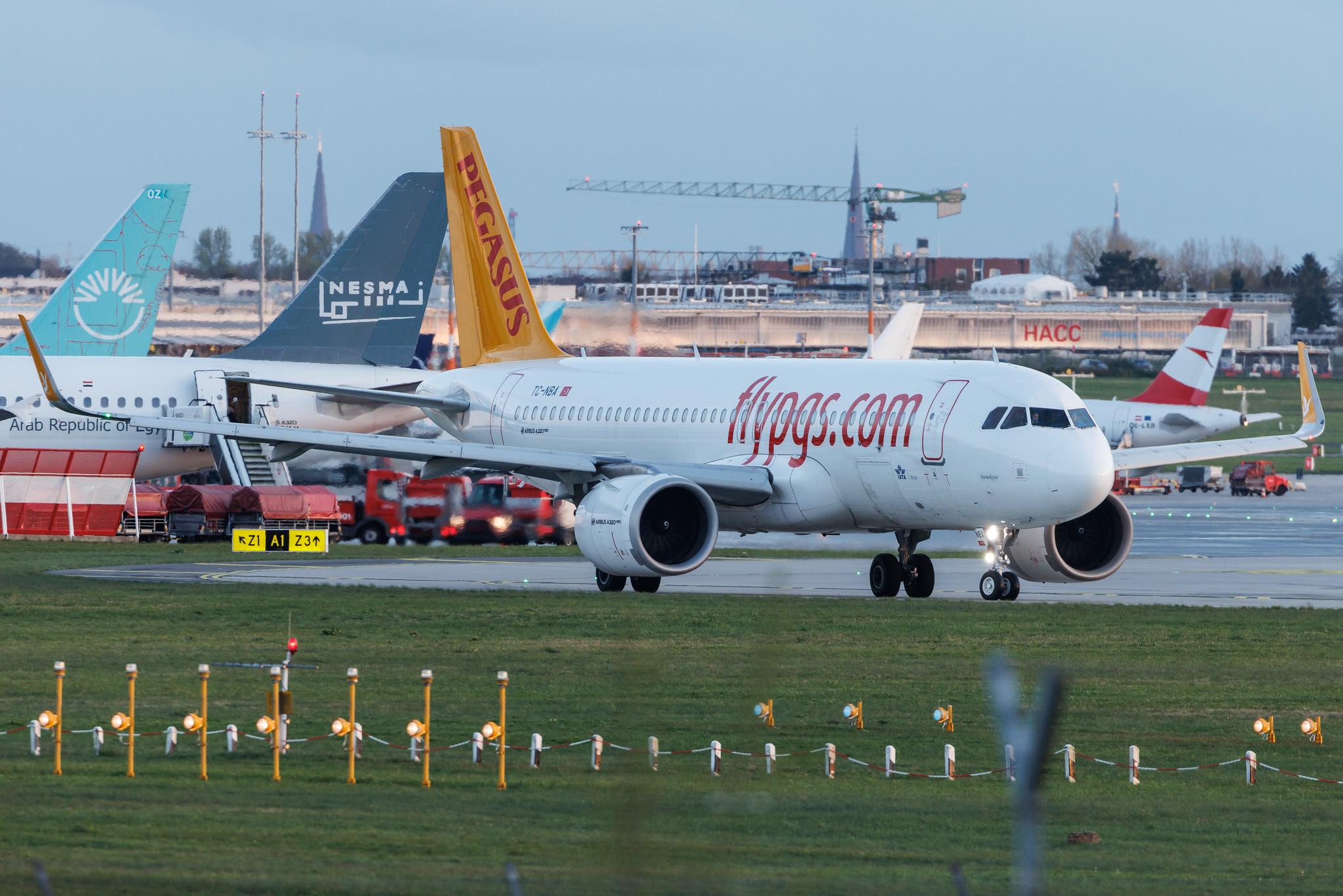 Hamburg Airport: Pegasus (PC / PGT) | Airbus A320-251N A20N | TC-NBA | MSN 07140