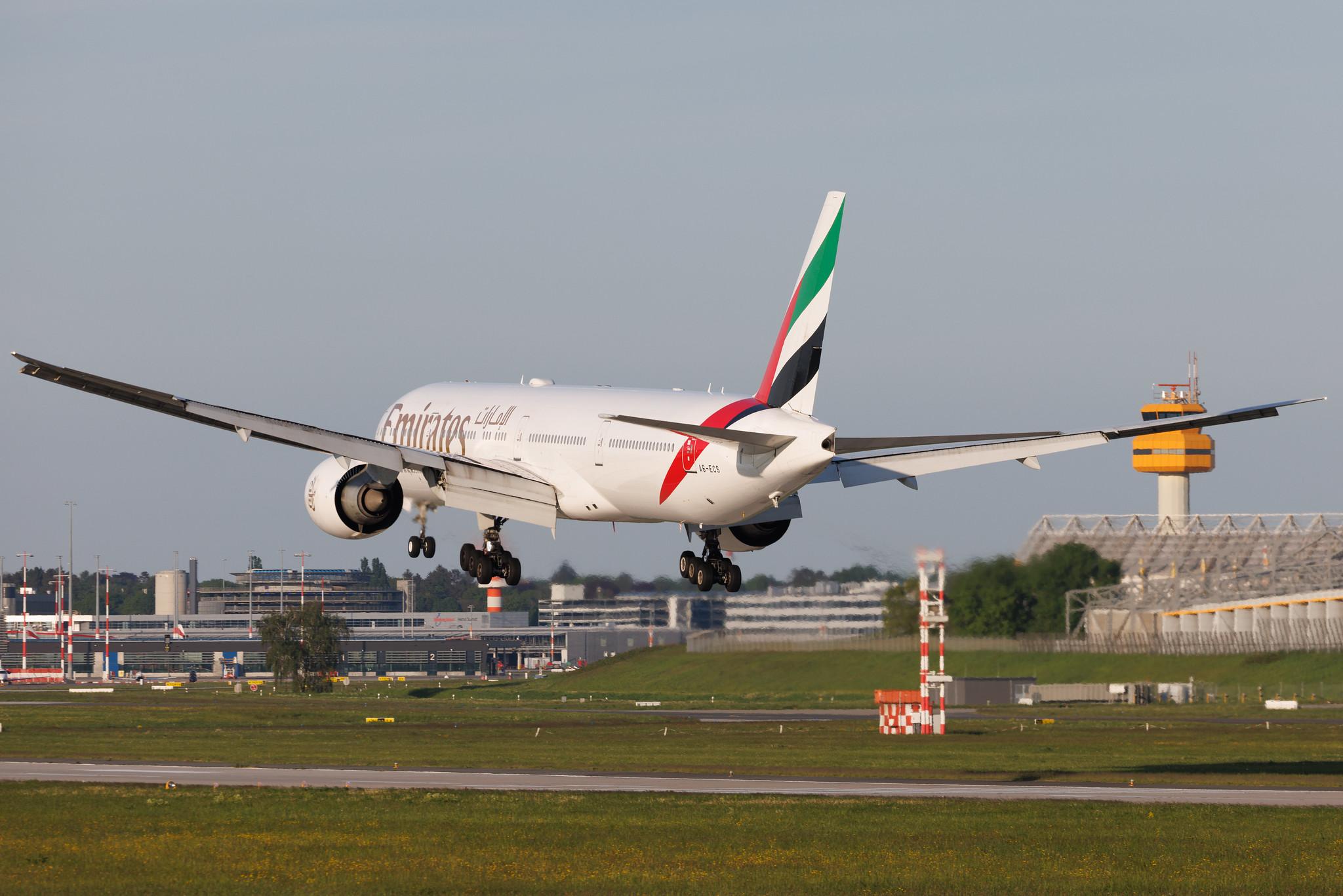 Hamburg Airport: Emirates (EK / UAE) | Boeing 777-31H(ER) B77W | A6-ECS | MSN 38980