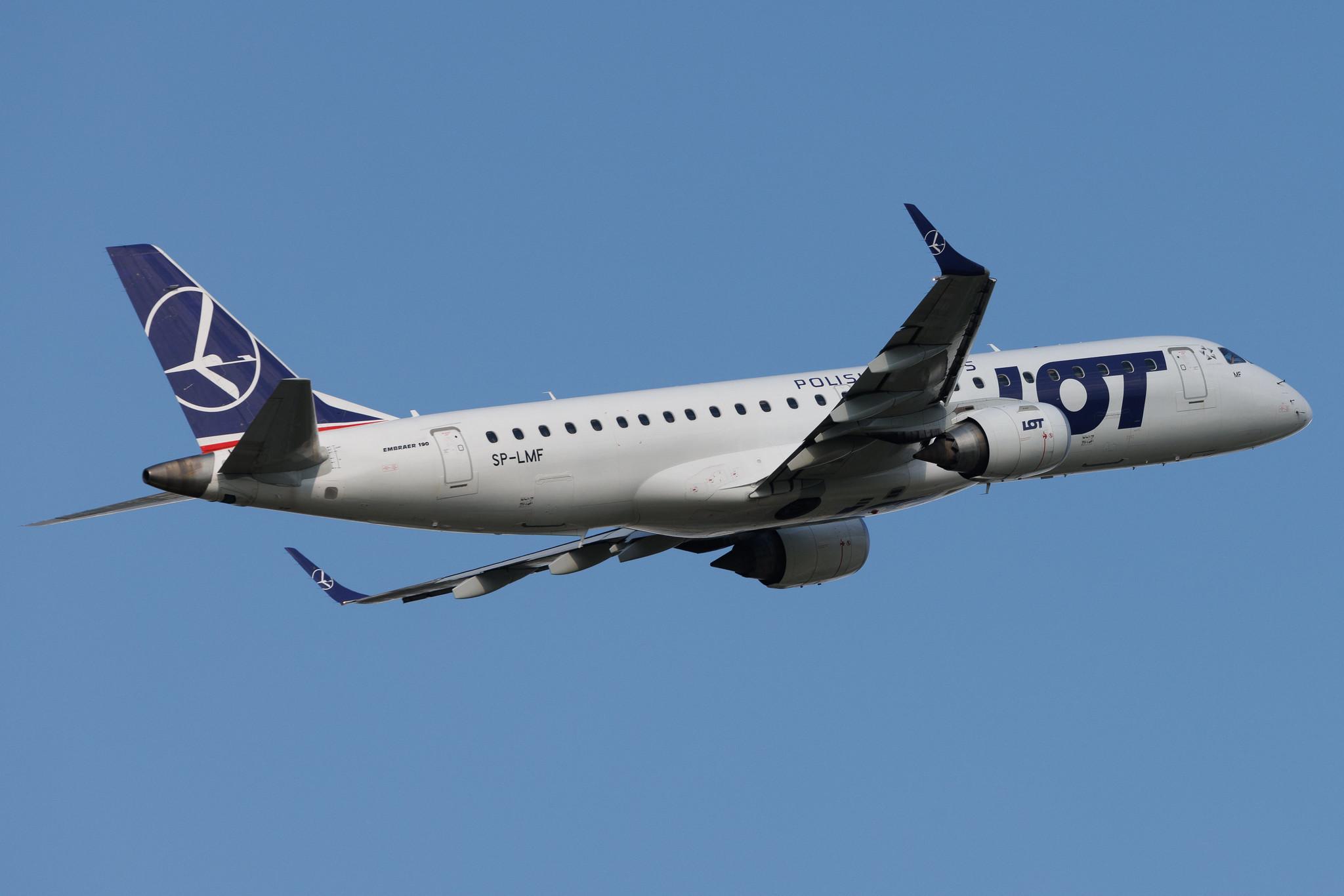 Warsaw Chopin Airport: LOT (LO / LOT) | Embraer E190AR E190 | SP-LMF | MSN 19000330