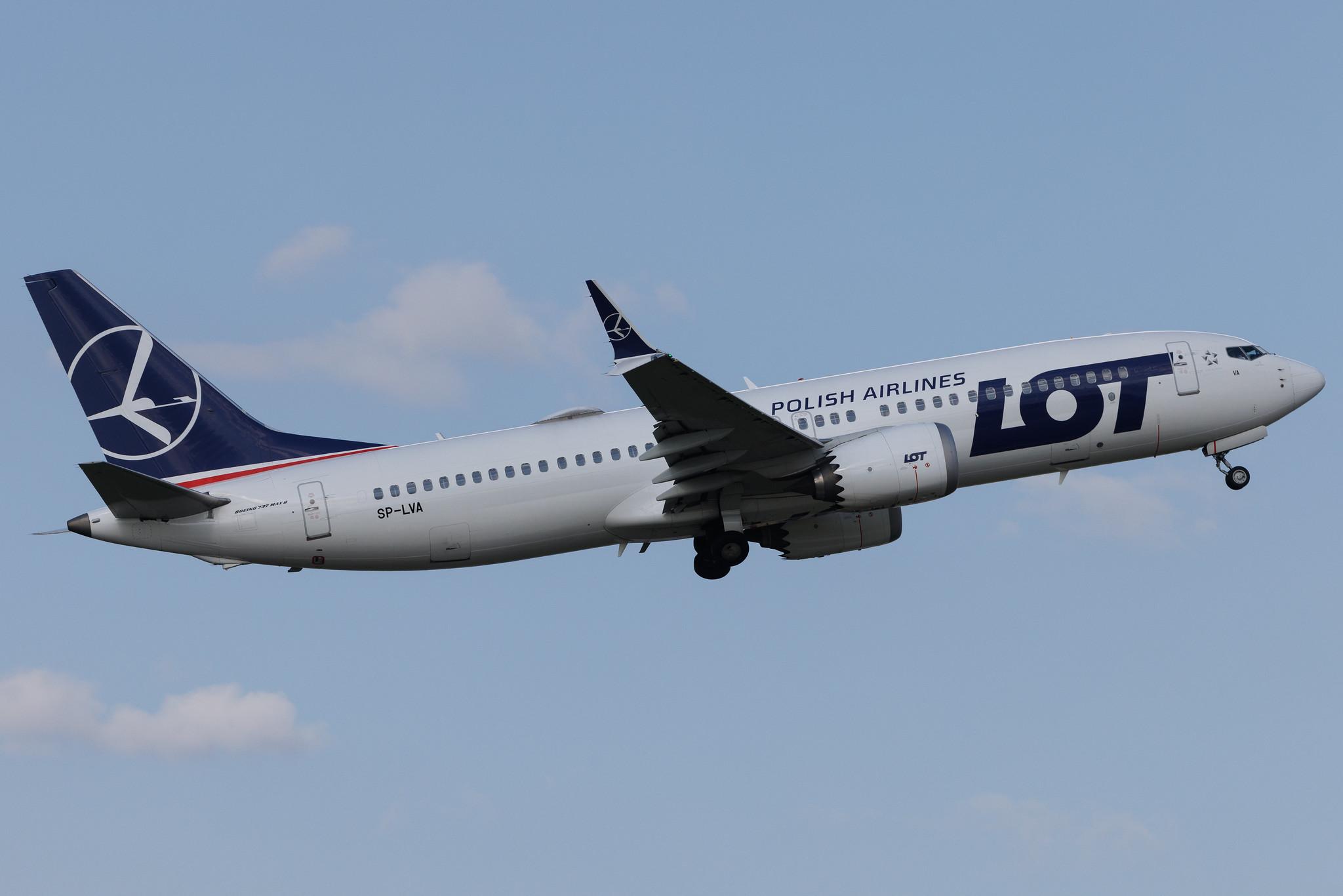 Warsaw Chopin Airport: LOT (LO / LOT) | Boeing 737 MAX 8 B38M | SP-LVA | MSN 64067