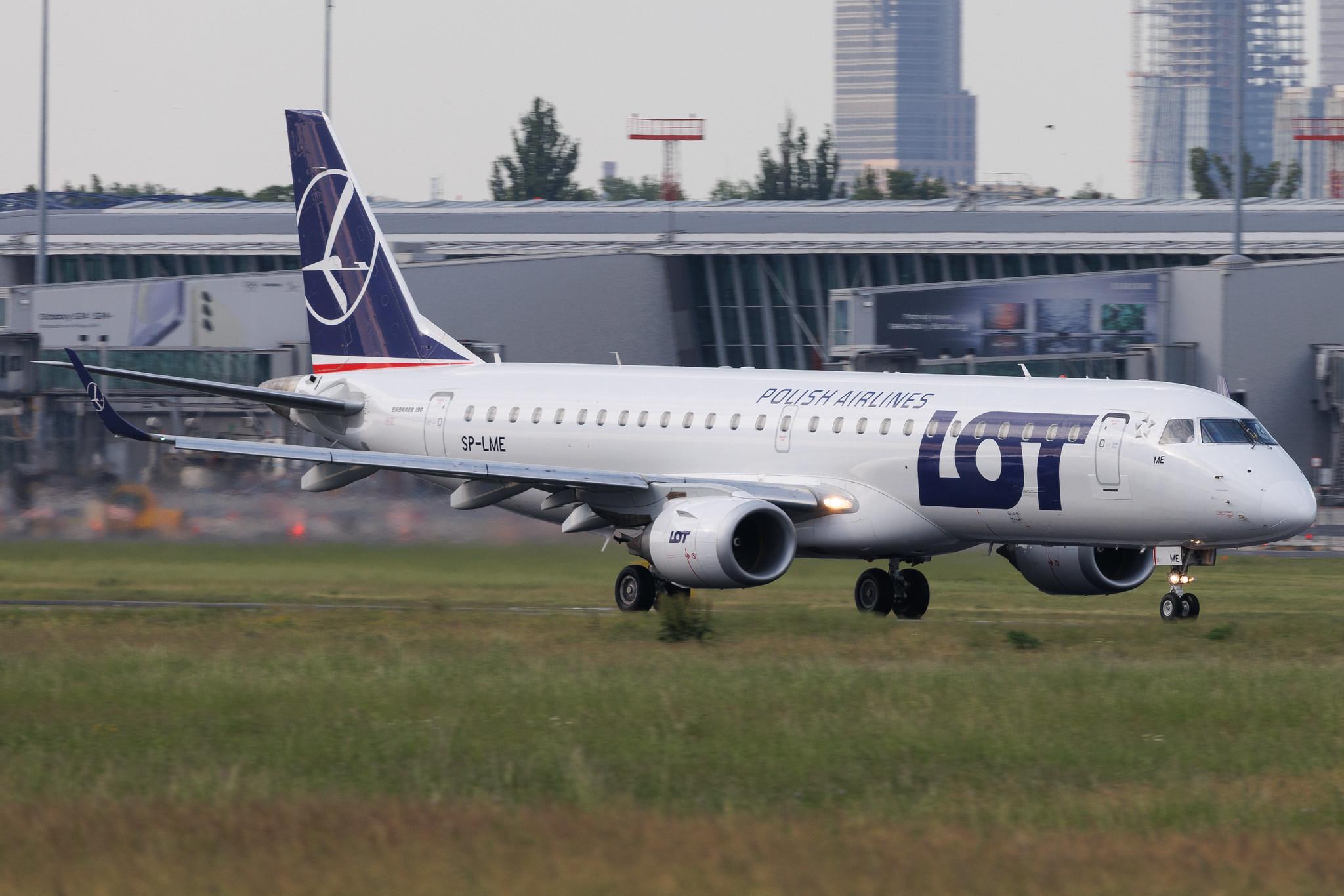 Warsaw Chopin Airport: LOT (LO / LOT) | Embraer E190AR E190 | SP-LME | MSN 19000271
