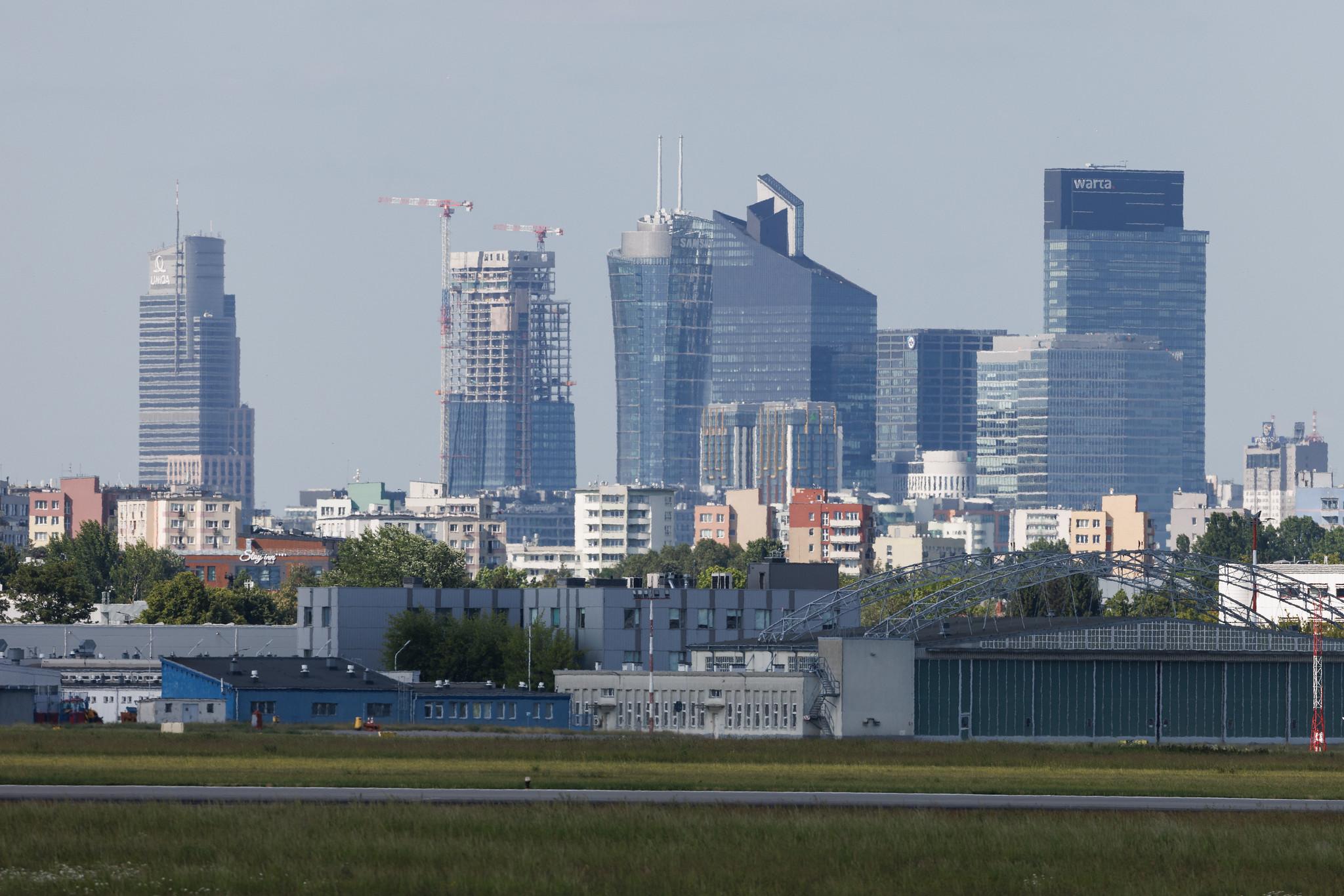 Warsaw Chopin Airport: Skyline