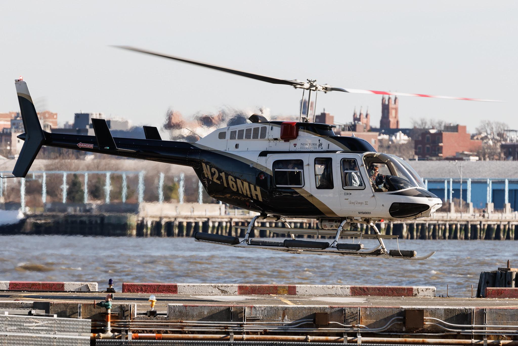 New York Downtown Manhattan Heliport: Private owner | Bell 206L-4 LongRanger IV B06 | N216MH | MSN 52296