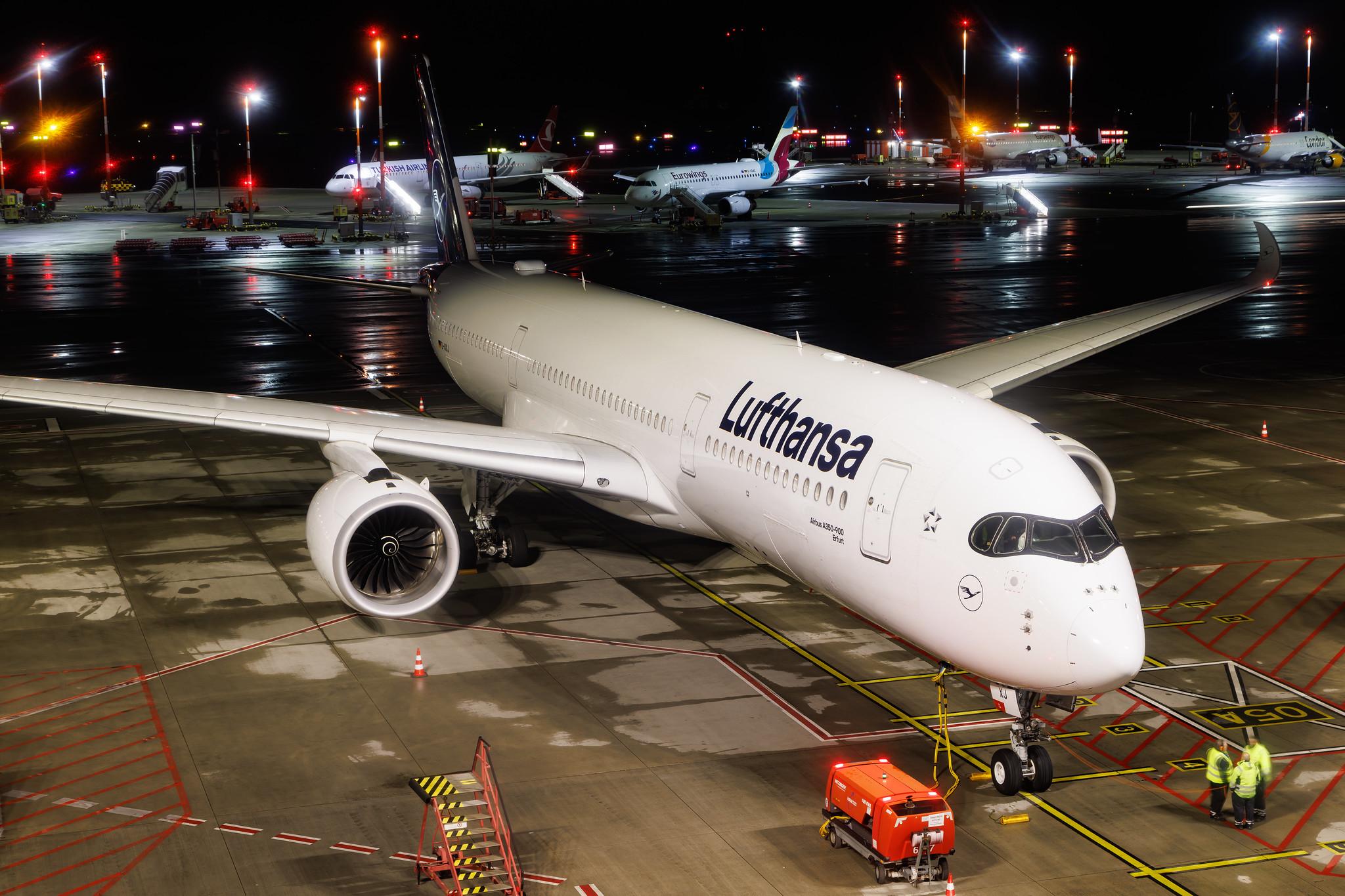 Hamburg Airport: Lufthansa (LH / DLH) | Airbus A350-941 A359 | D-AIXJ | MSN 209