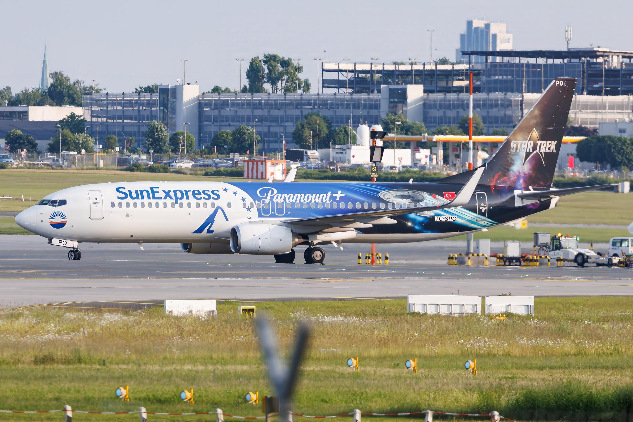 Hamburg Airport: SunExpress (XQ / SXS) | Livery: Paramount+ Star Trek Livery | Boeing 737-8MA B738 | TC-SPO | MSN 40946