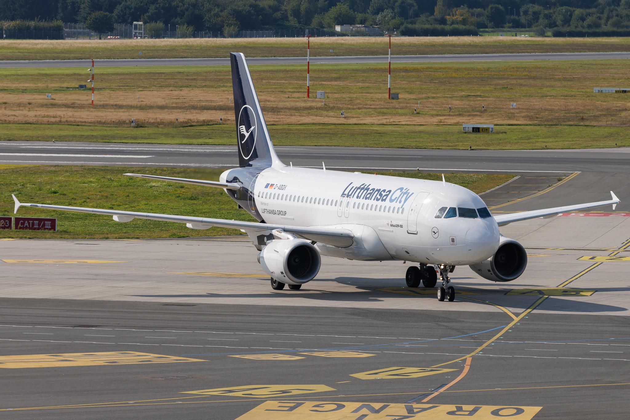 Hamburg Airport: Lufthansa City (VL / LHX) | Airbus A319-112 A319 | D-ABGH | MSN 3245