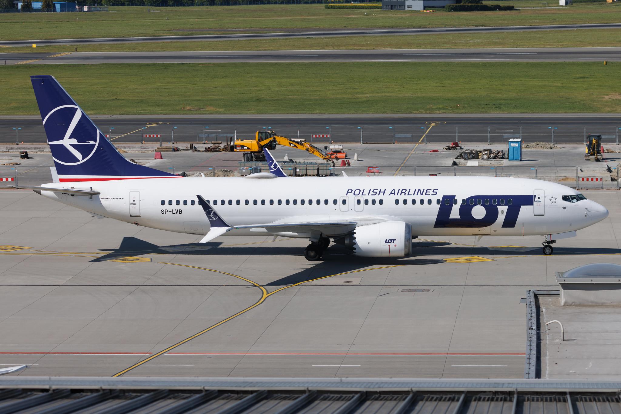 Warsaw Chopin Airport: LOT (LO / LOT) | Boeing 737 MAX 8 B38M | SP-LVB | MSN 64068