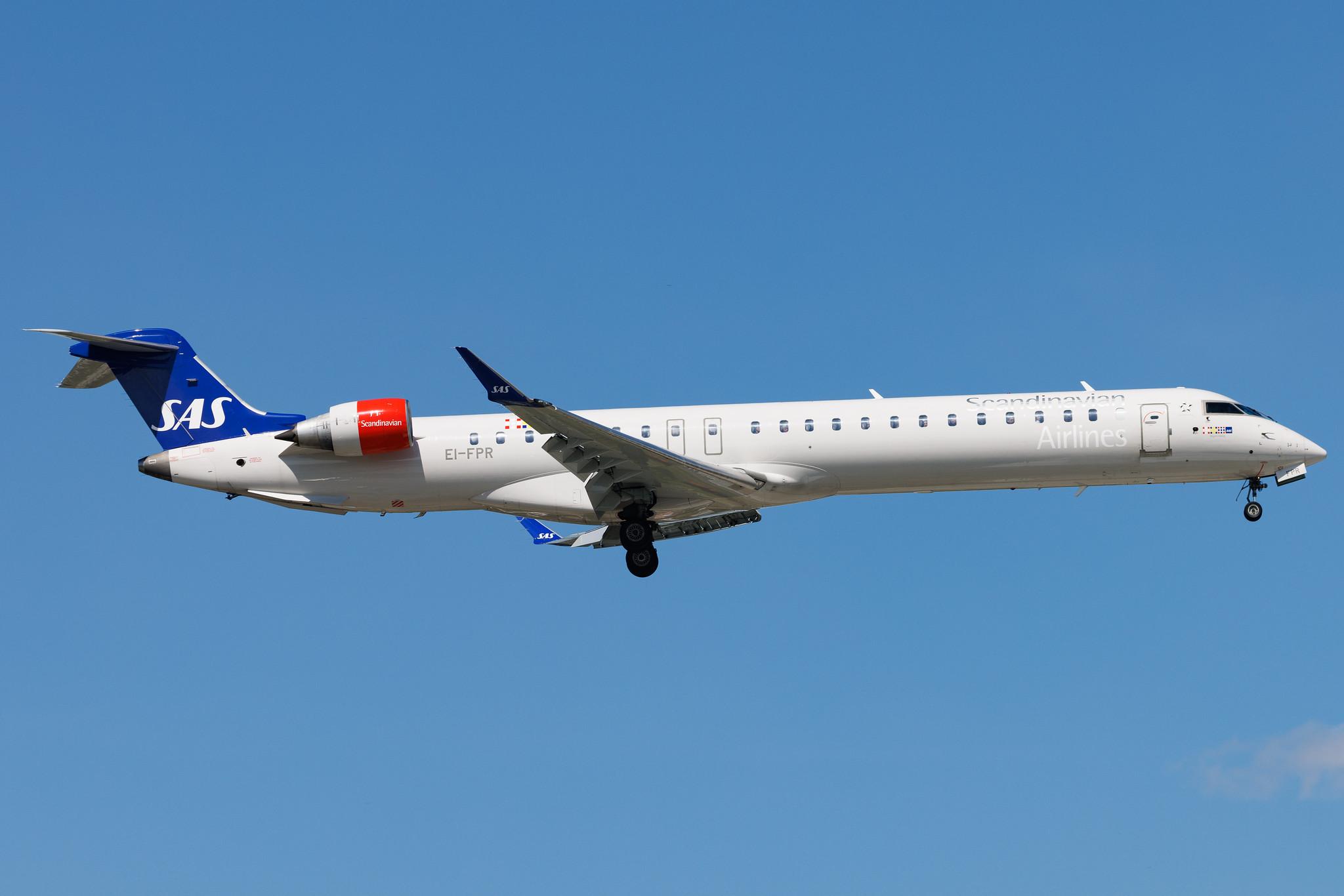 Warsaw Chopin Airport: SAS (SK / SAS) | Operator: Cityjet | Mitsubishi CRJ-900LR CRJ9 | EI-FPR | MSN 15436