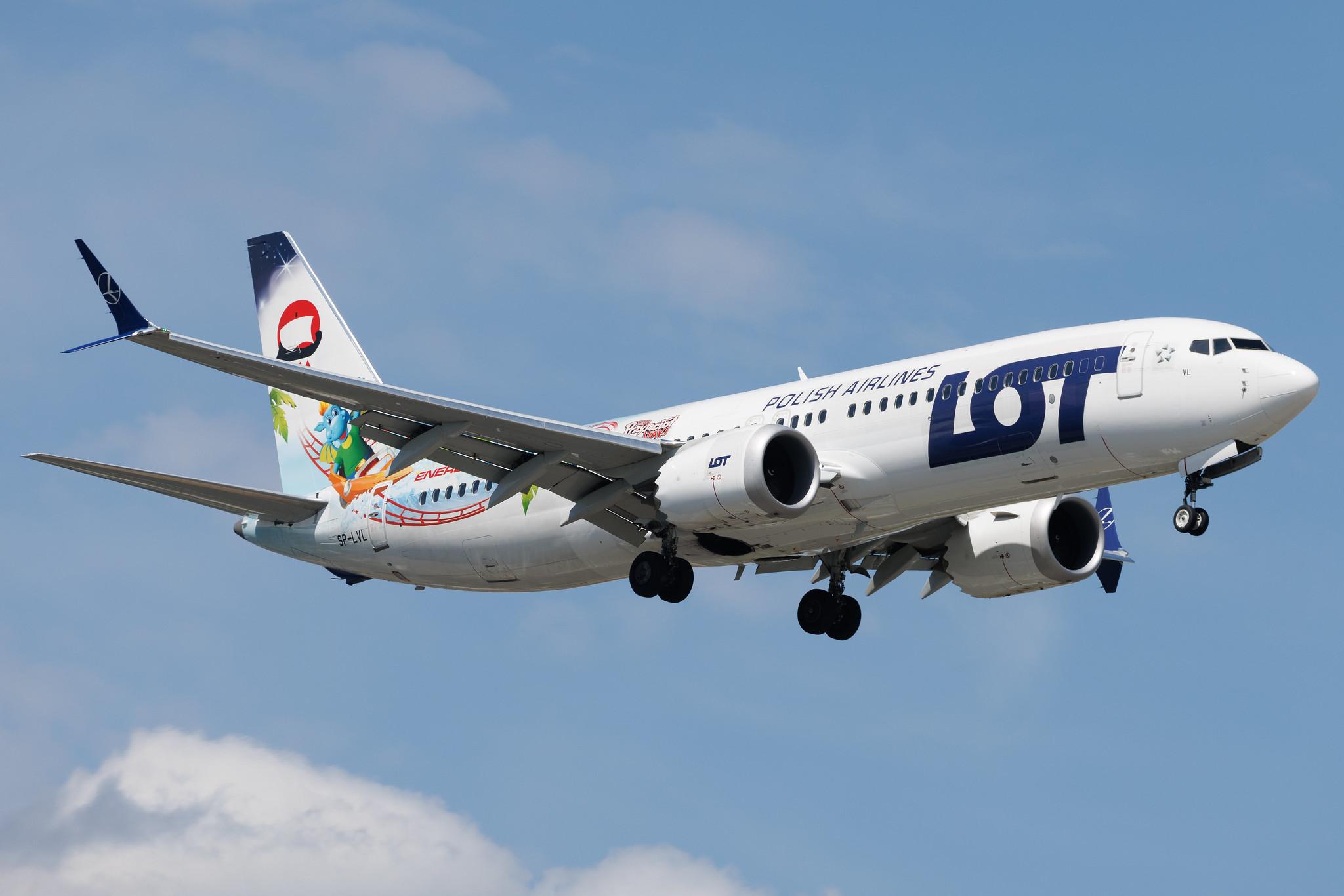 Warsaw Chopin Airport: LOT (LO / LOT) | Livery: Energylandia Livery | Boeing 737 MAX 8 B38M | SP-LVL | MSN 43331