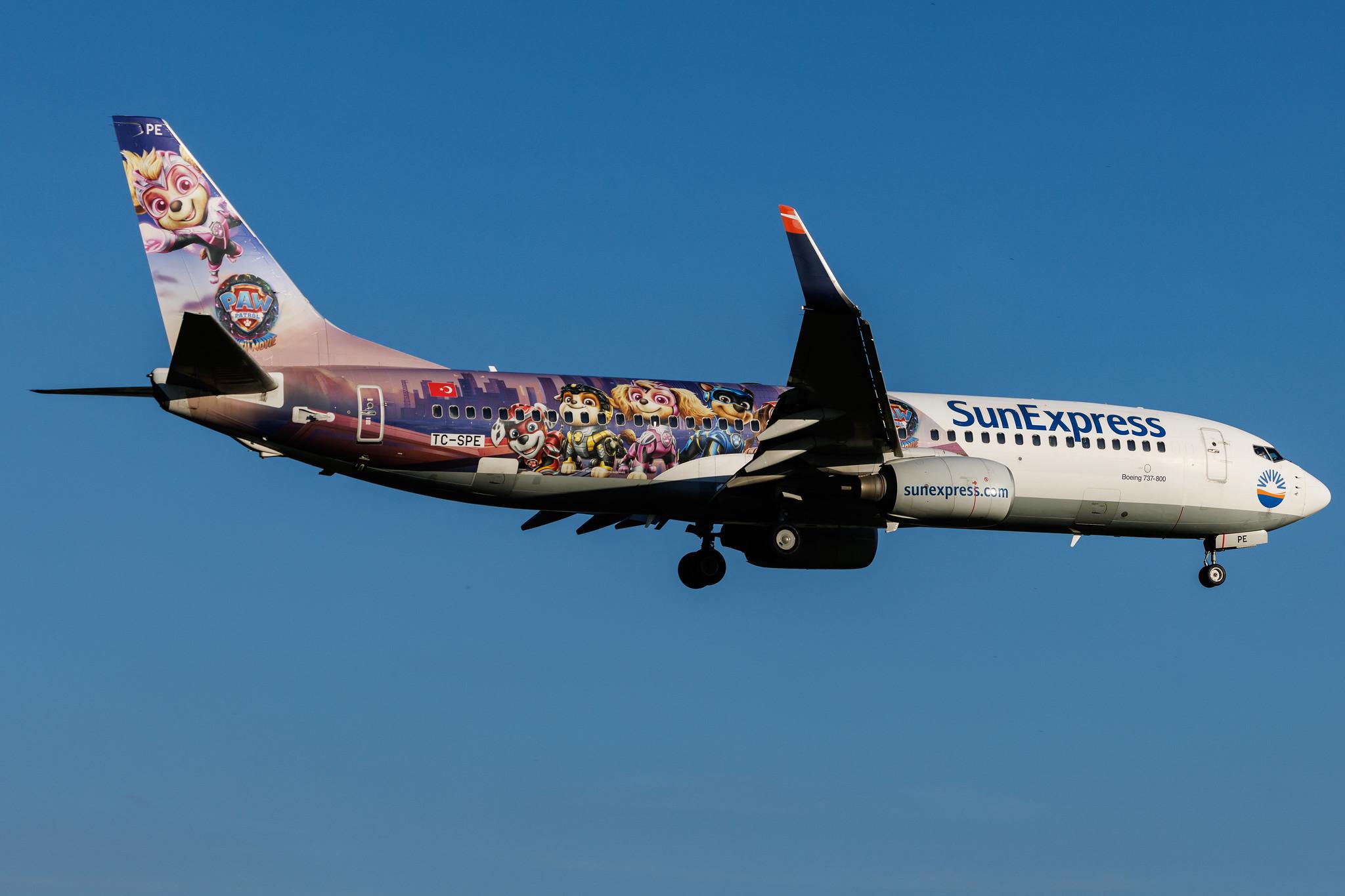 Hamburg Airport: SunExpress (XQ / SXS) | Livery: PAW Patrol: The Mighty Movie Livery | Boeing 737-8HC B738 | TC-SPE | MSN 36530