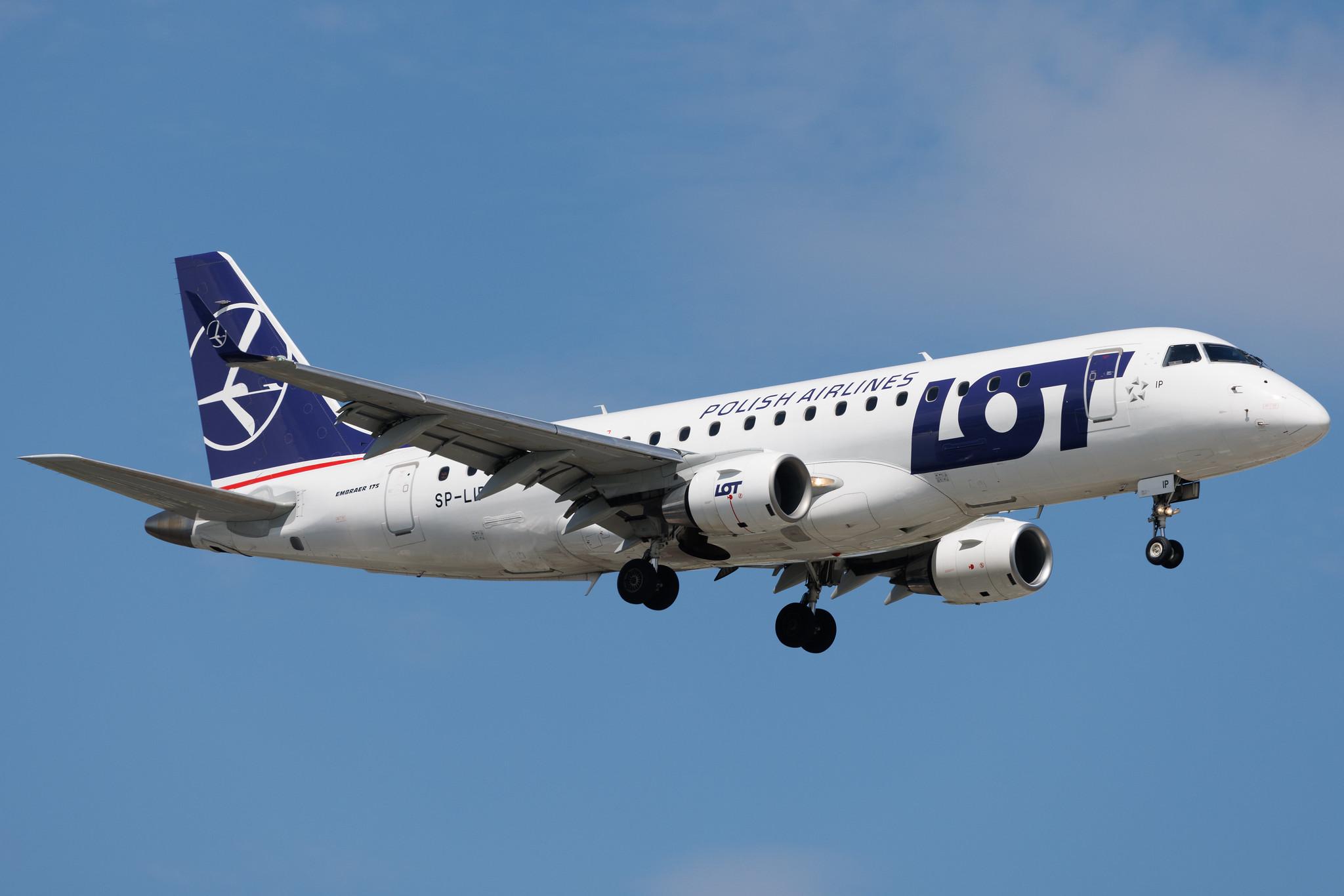 Warsaw Chopin Airport: LOT (LO / LOT) | Embraer E175STD E75S | SP-LIP | MSN 17000334
