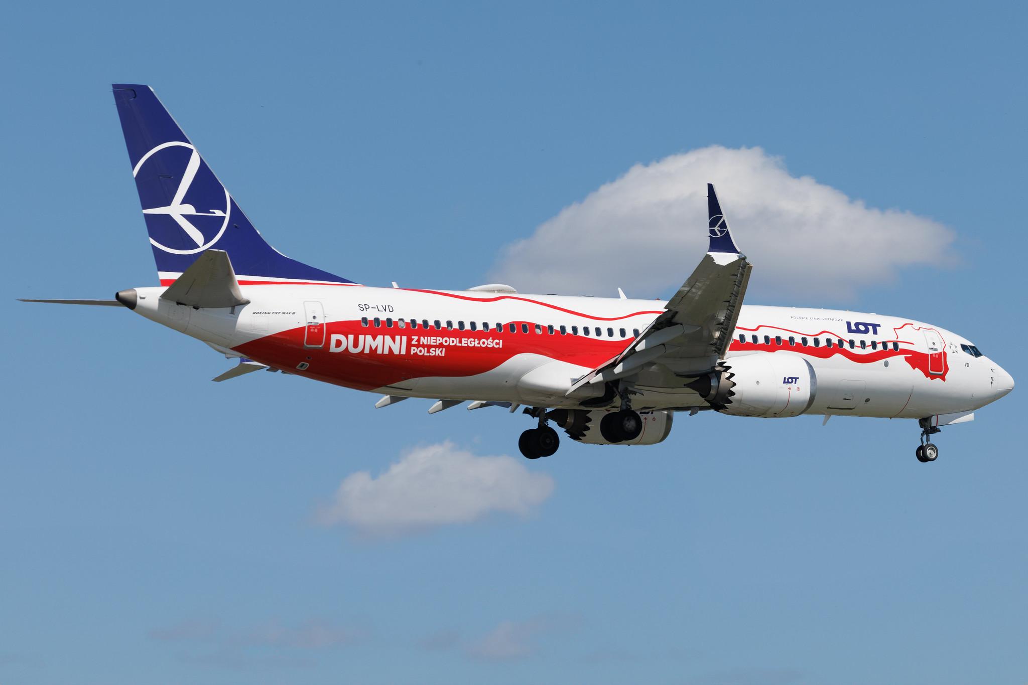 Warsaw Chopin Airport: LOT (LO / LOT) | Livery: Independence Livery | Boeing 737 MAX 8 B38M | SP-LVD | MSN 64069