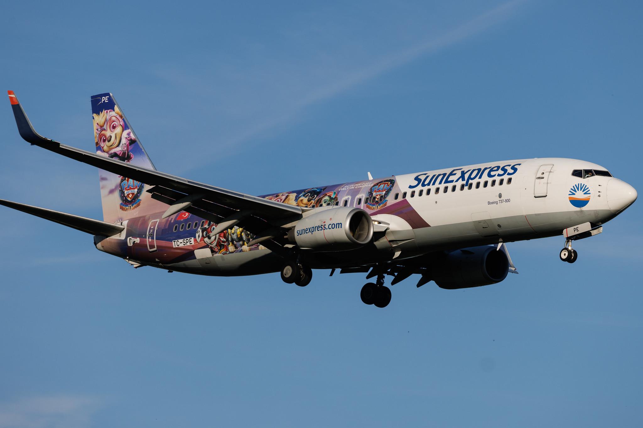 Hamburg Airport: SunExpress (XQ / SXS) | Livery: PAW Patrol: The Mighty Movie Livery | Boeing 737-8HC B738 | TC-SPE | MSN 36530