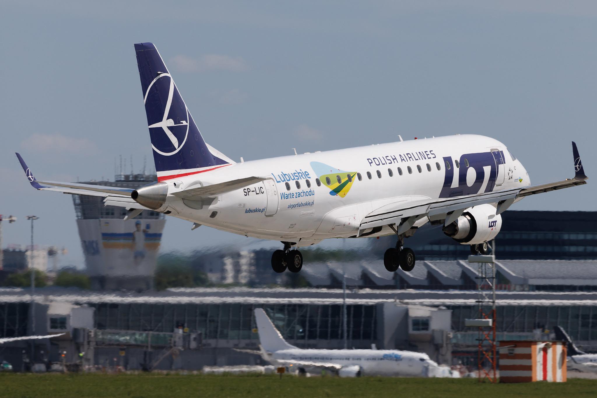 Warsaw Chopin Airport: LOT (LO / LOT) | Embraer E175STD E75S | SP-LIC | MSN 17000134