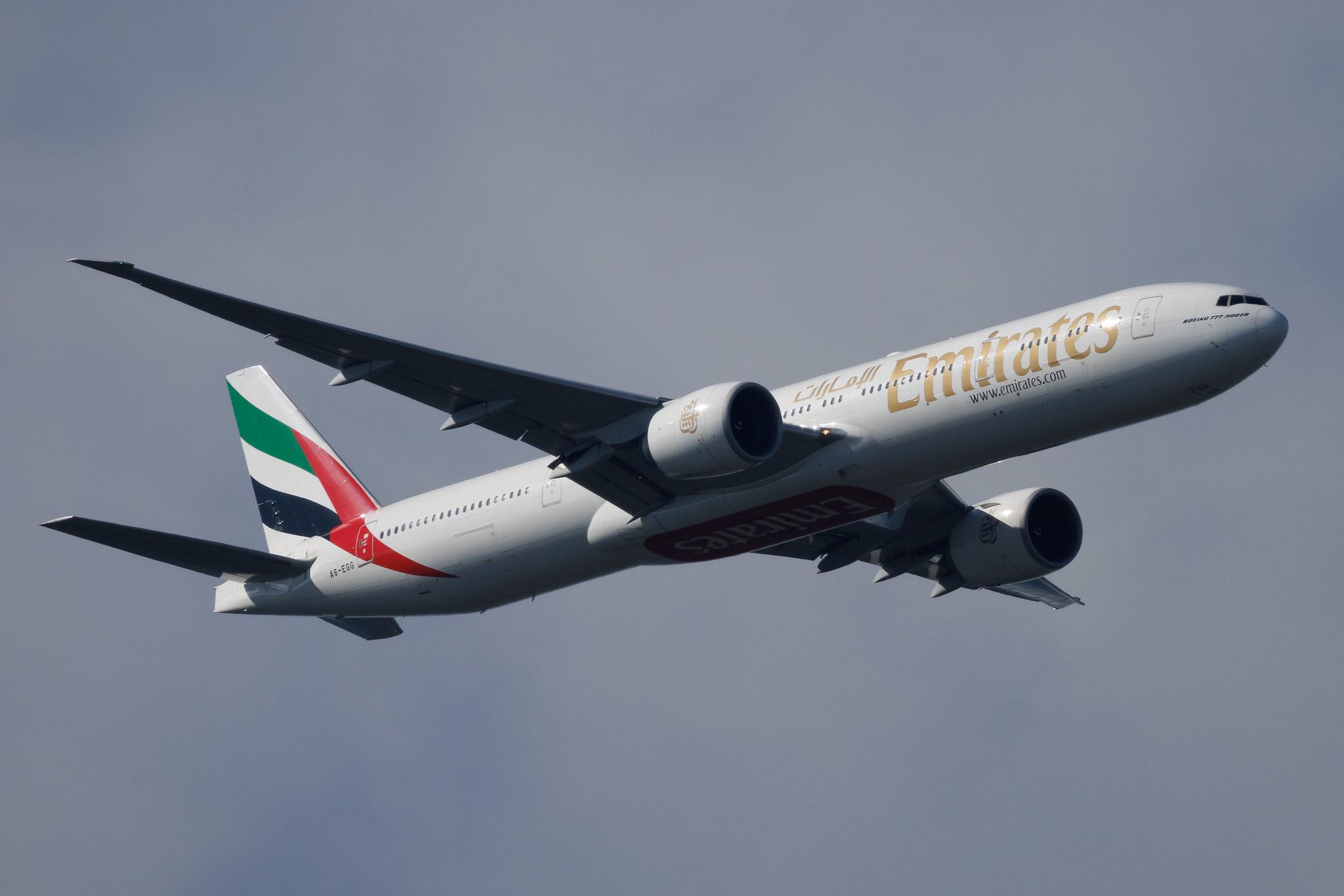 Hamburg Finkenwerder: Emirates (EK / UAE) | Boeing 777-31H(ER) B77W | A6-EGG | MSN 41070