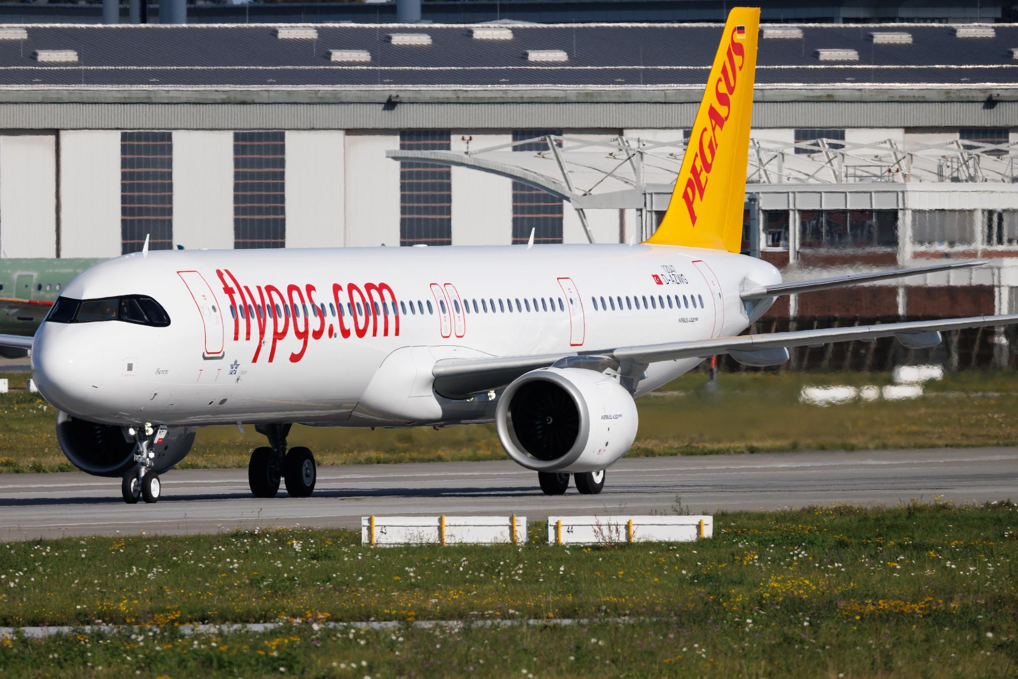 Hamburg Finkenwerder: Pegasus (PC / PGT) | Airbus A321-251NX A21N | D-AZWG | TC-RFI | MSN 12047