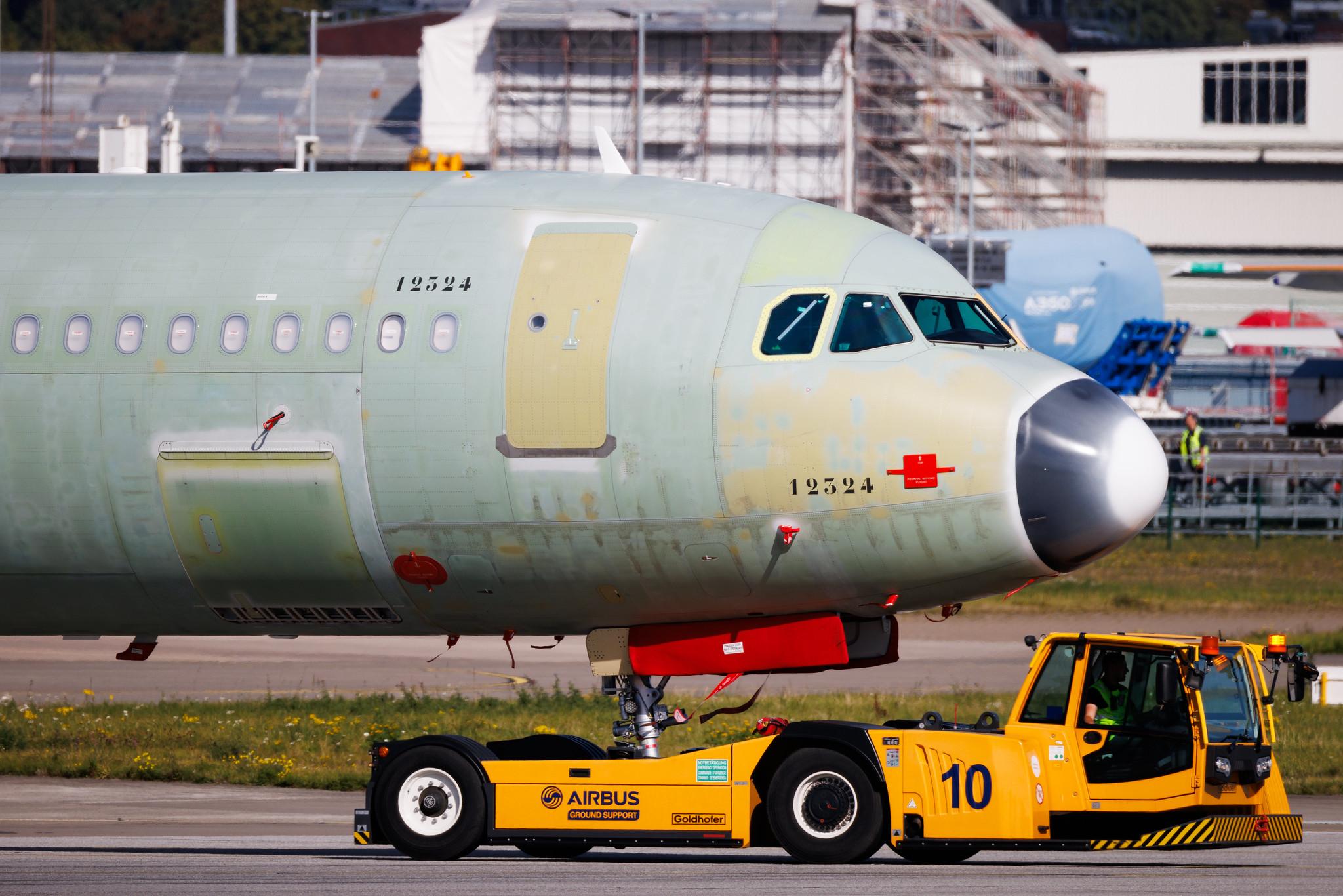 Hamburg Finkenwerder: Spirit Airlines (NK / NKS) | Airbus A321-271NX A21N | D-AVZB | MSN 12324