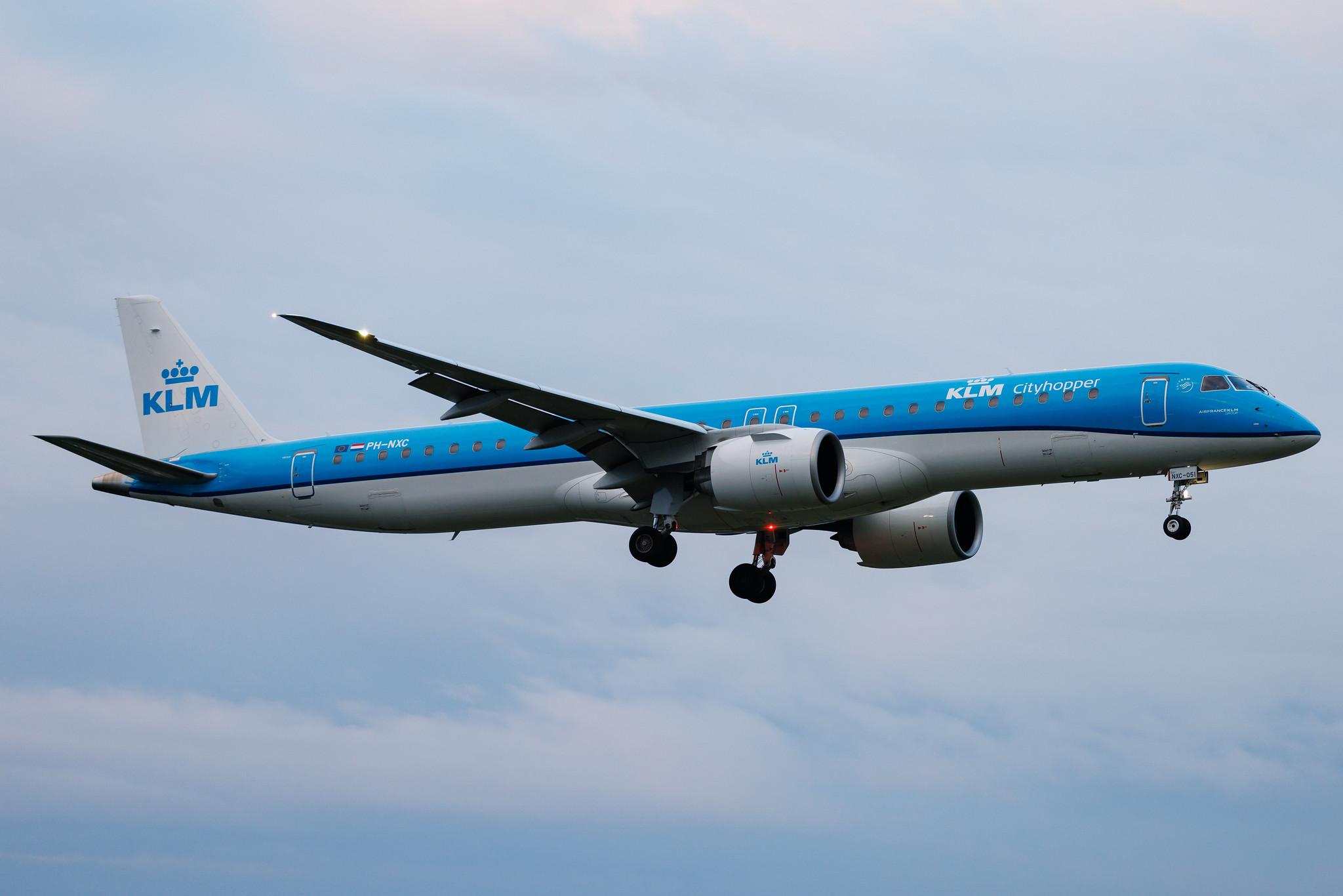 Hamburg Airport: KLM (KL / KLM) | Operator: KLM Cityhopper | Embraer E195-E2 E295 | PH-NXC | MSN 19020051