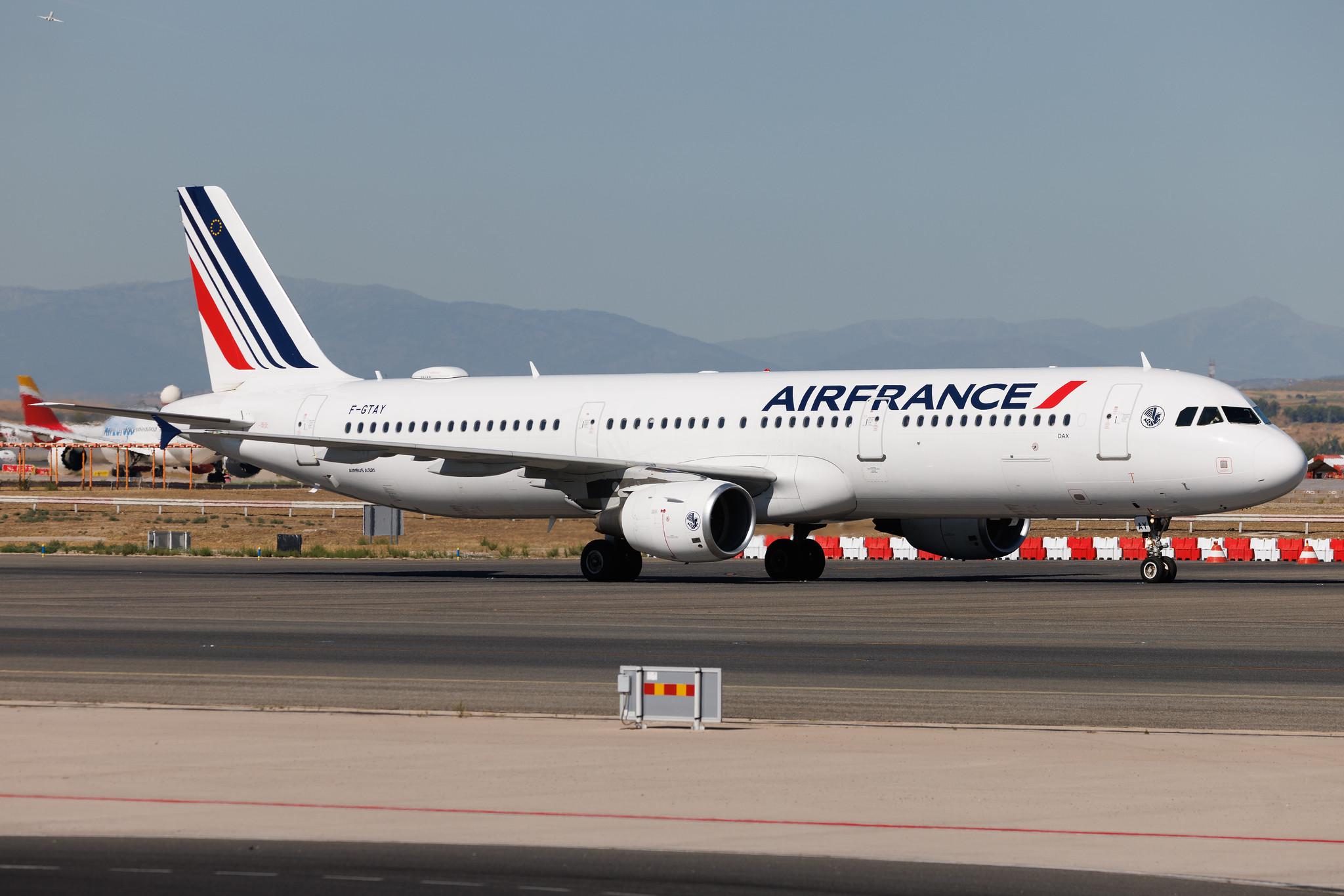 Madrid Barajas Airport: Air France (AF / AFR) | Airbus A321-212 A321 | F-GTAY | MSN 04251