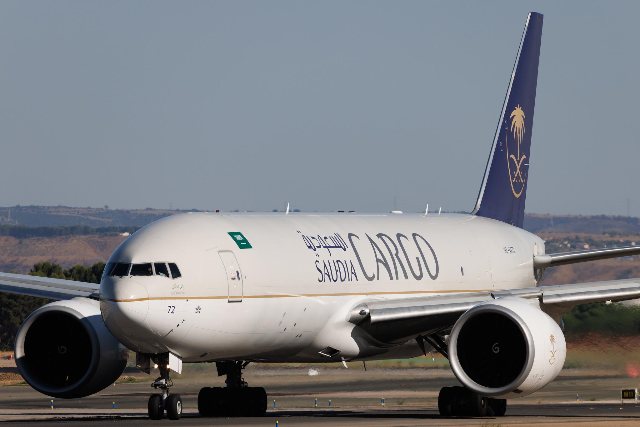 Madrid Barajas Airport: Saudia Cargo (SV / SVA) | Operator: Saudia | Boeing 777-FFG B77L | HZ-AK72 | MSN 60338