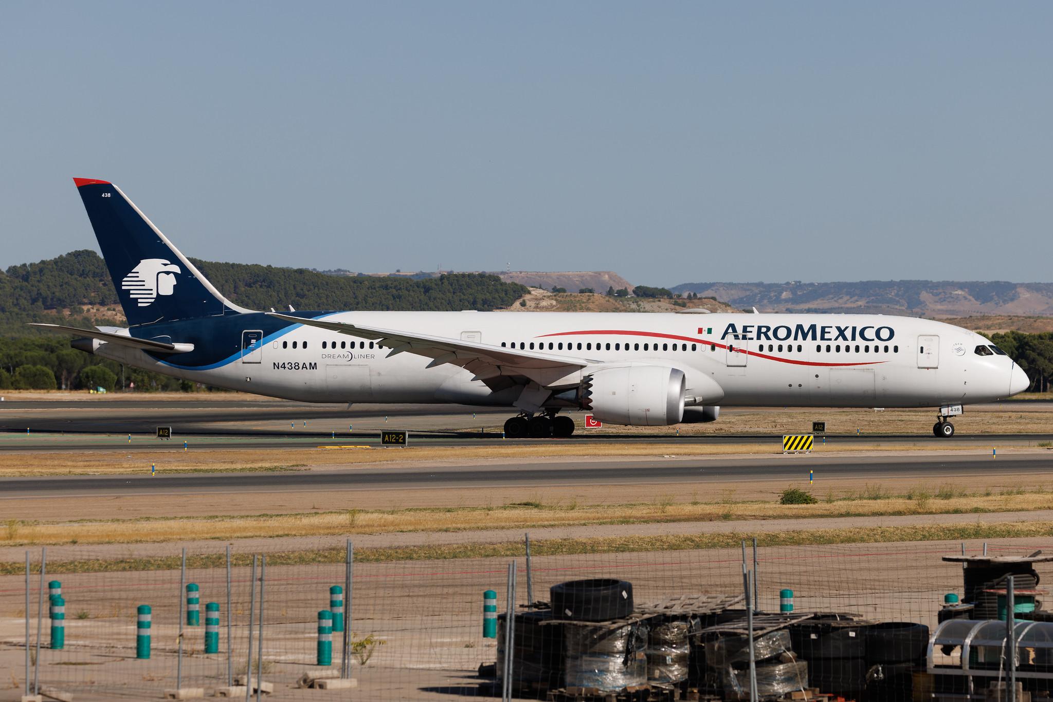 Madrid Barajas Airport: Aeromexico (AM / AMX) | Boeing 787-9 Dreamliner B789 | N438AM | MSN 43862