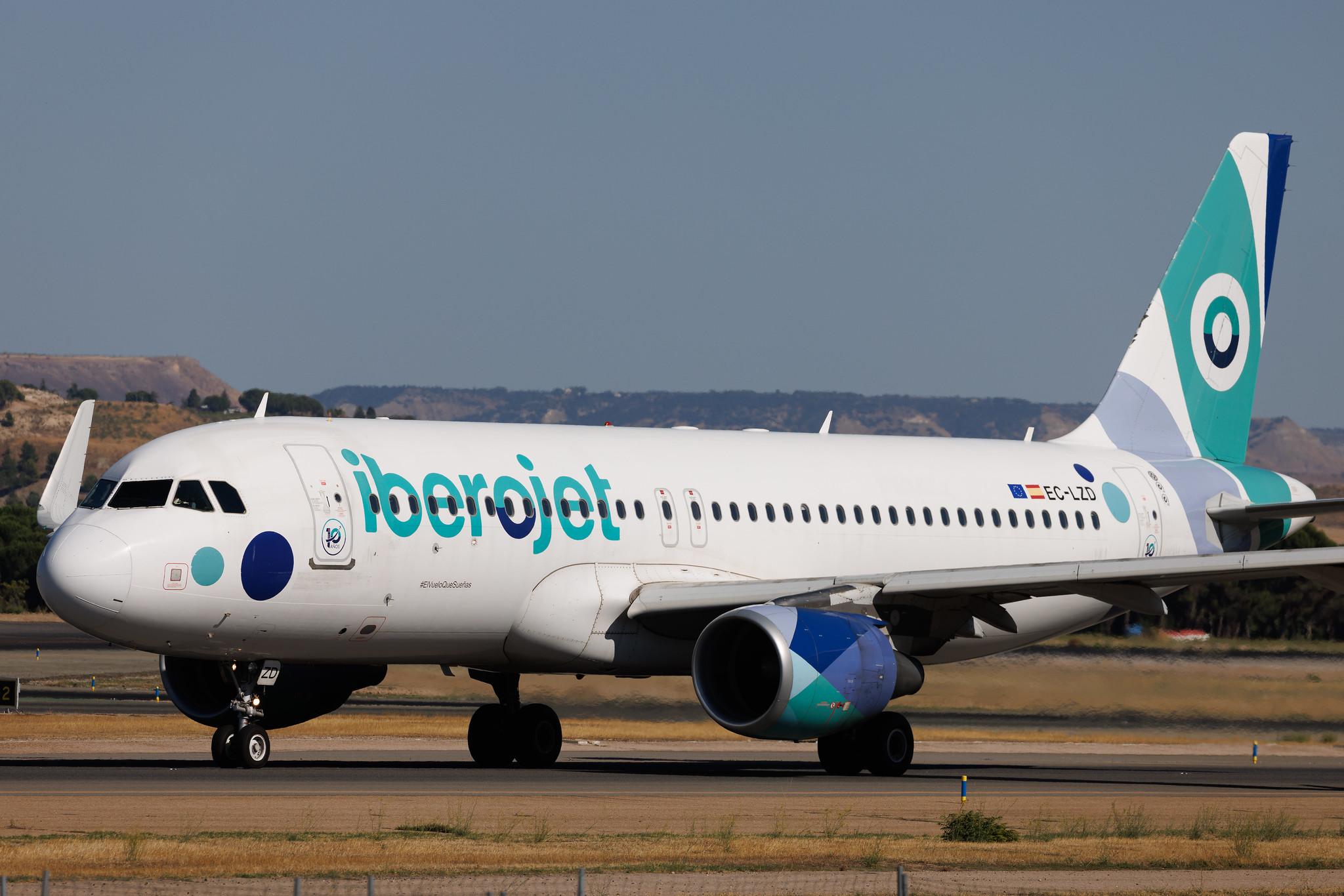 Madrid Barajas Airport: Iberojet (E9 / EVE) | Airbus A320-214 A320 | EC-LZD | MSN 5642