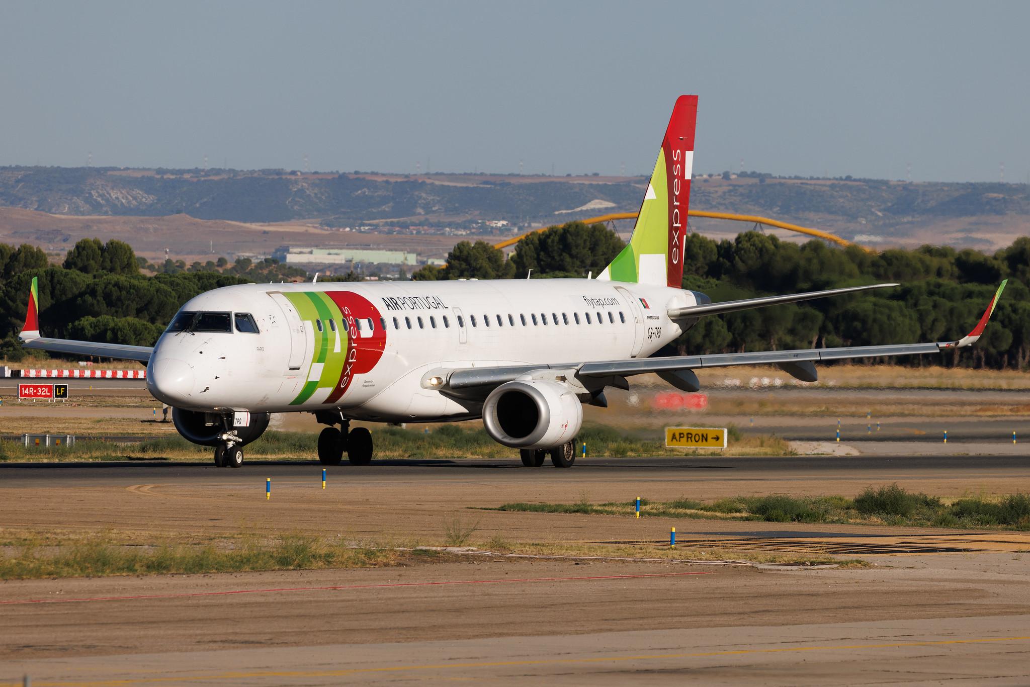 Madrid Barajas Airport: TAP Express (TP / TAP) | Operator: Portugalia Airlines | Embraer E190LR E190 | CS-TPQ | MSN 19000450