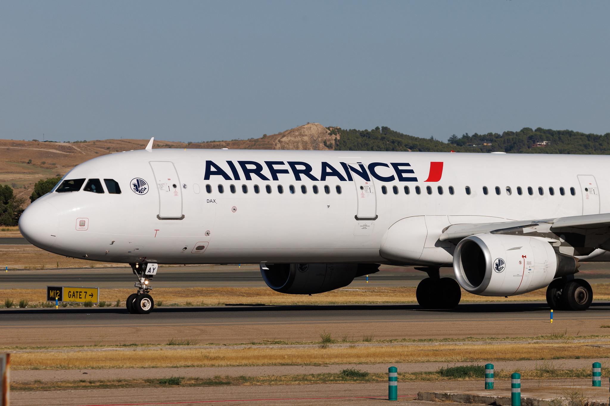Madrid Barajas Airport: Air France (AF / AFR) | Airbus A321-212 A321 | F-GTAY | MSN 04251