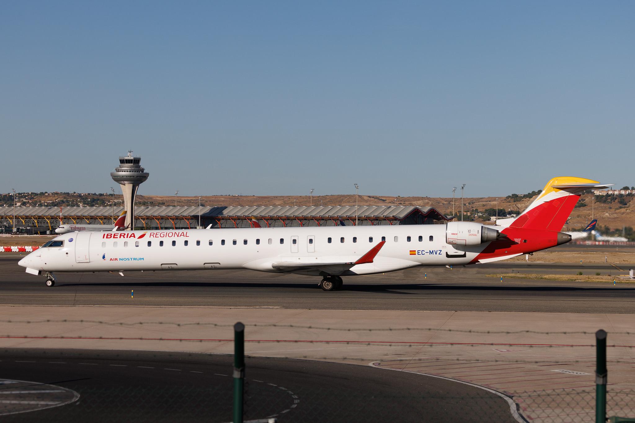 Madrid Barajas Airport: Iberia Regional (IB / IBE) | Operator: Air Nostrum | Mitsubishi CRJ-1000 CRJX | EC-MVZ | MSN 19063