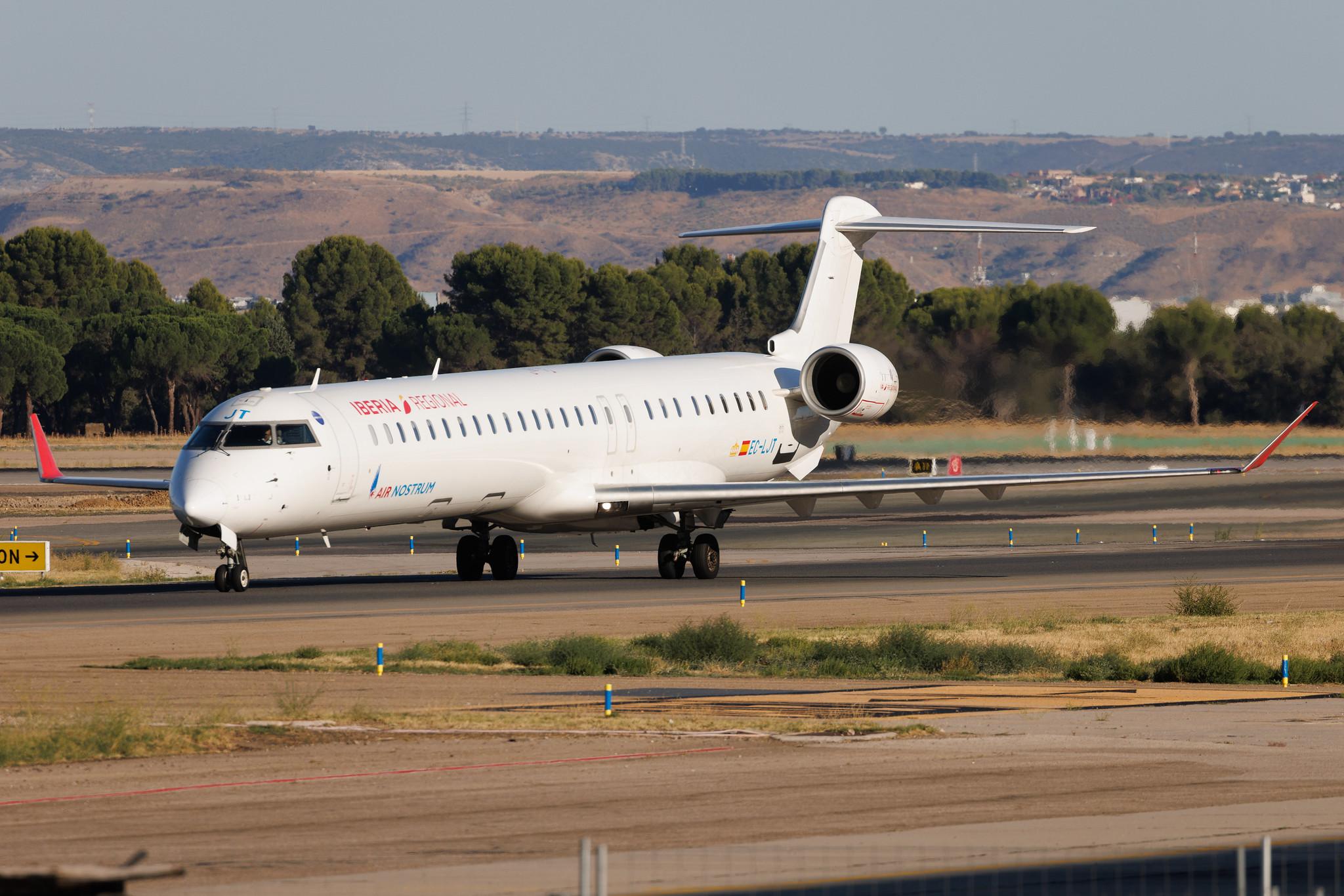 Madrid Barajas Airport: Iberia Regional (IB / IBE) | Operator: Air Nostrum | Mitsubishi CRJ-1000 CRJX | EC-LJT | MSN 19005