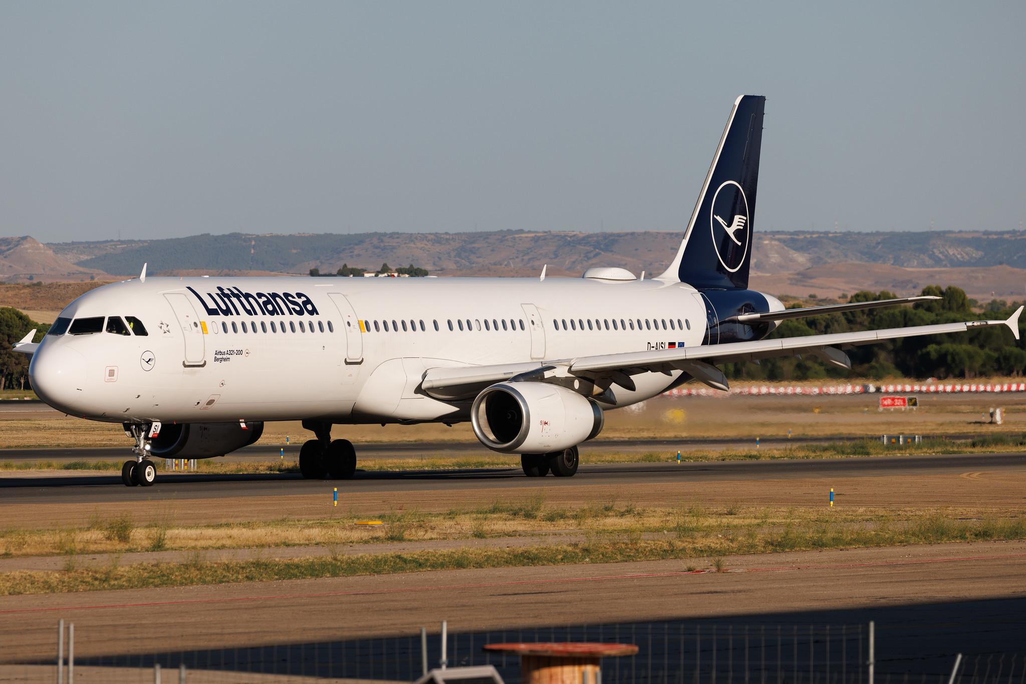 Madrid Barajas Airport: Lufthansa (LH / DLH) | Airbus A321-231 A321 | D-AISI | MSN 3339
