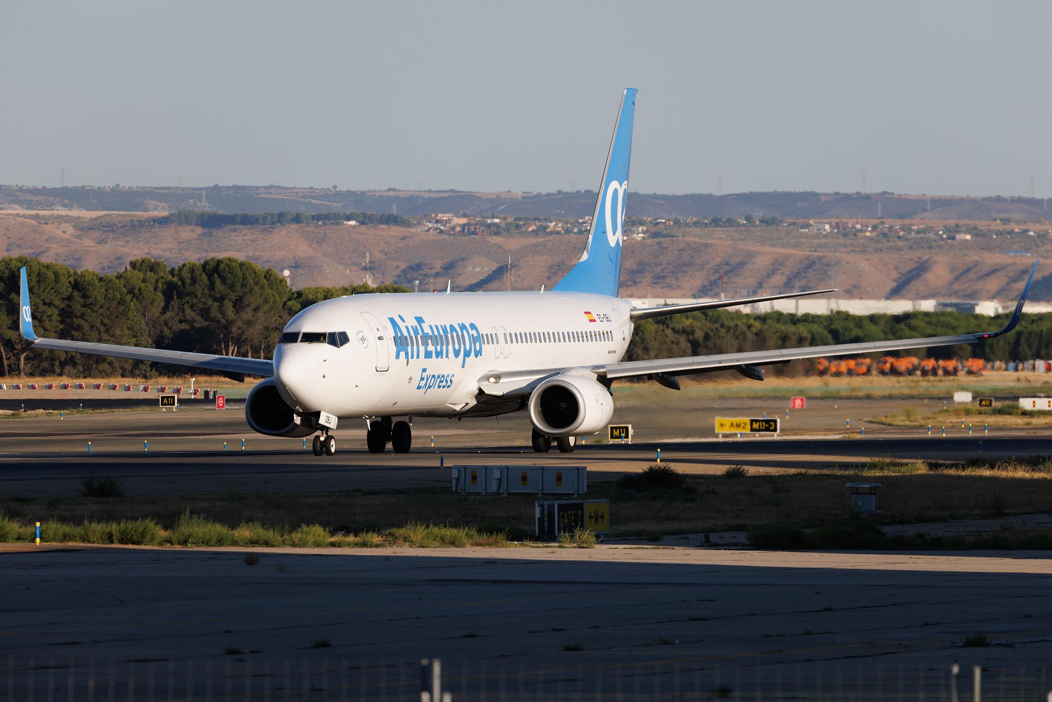 Madrid Barajas Airport: Air Europa (UX / AEA) | Operator: Air Europa Express | Boeing 737-8GJ B738 | EC-OBJ | MSN 36369