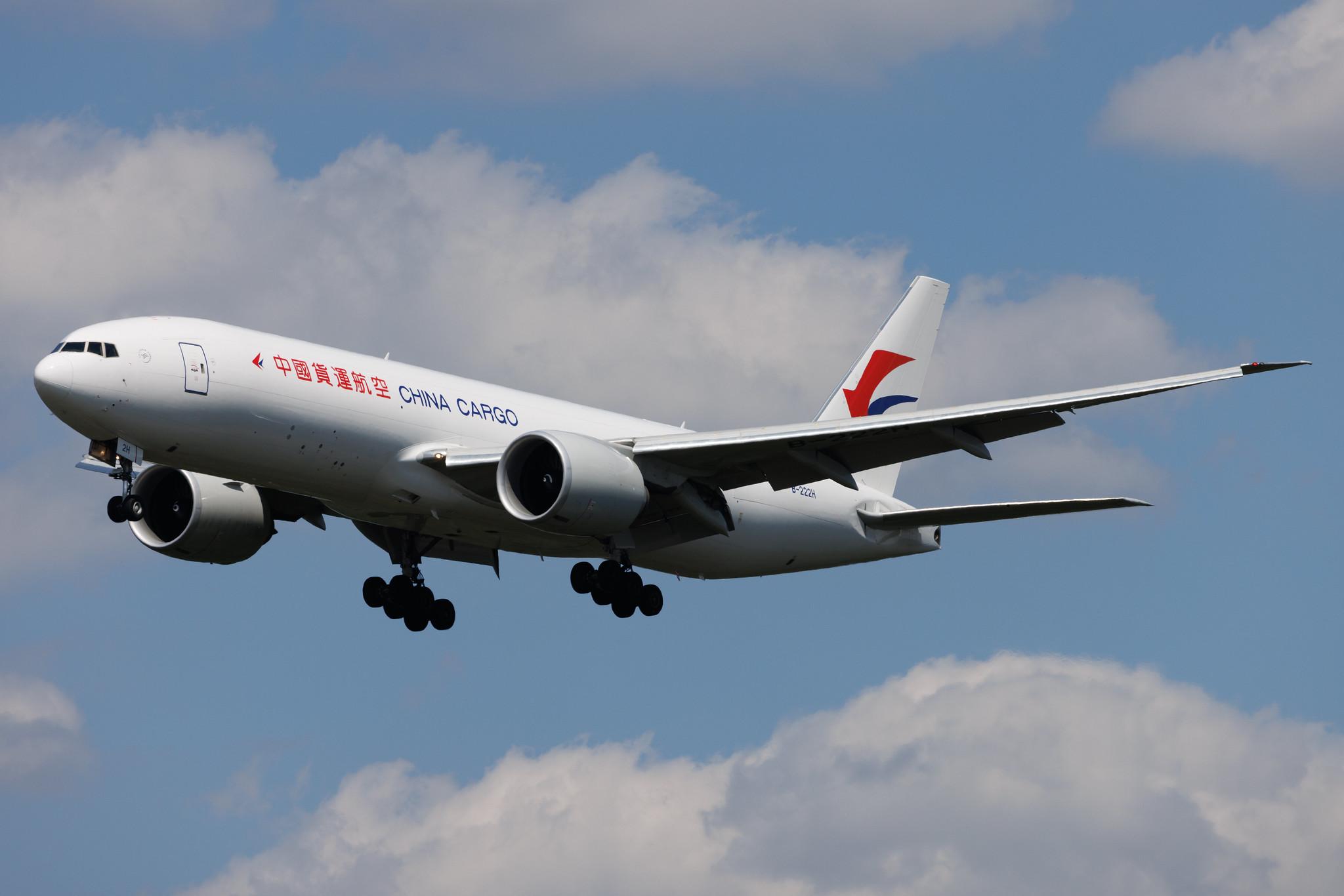 Frankfurt Airport: China Cargo Airlines (CK / CKK) | Boeing 777-F B77L | B-222H | MSN 67769