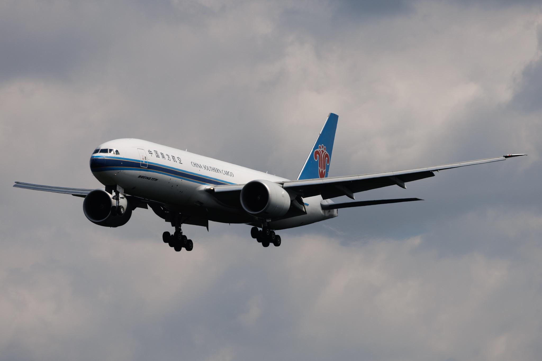 Frankfurt Airport: China Southern Cargo (CZ / CSN) | Operator: China Southern Airlines | Boeing 777-F1B B77L | B-2028 | MSN 41637