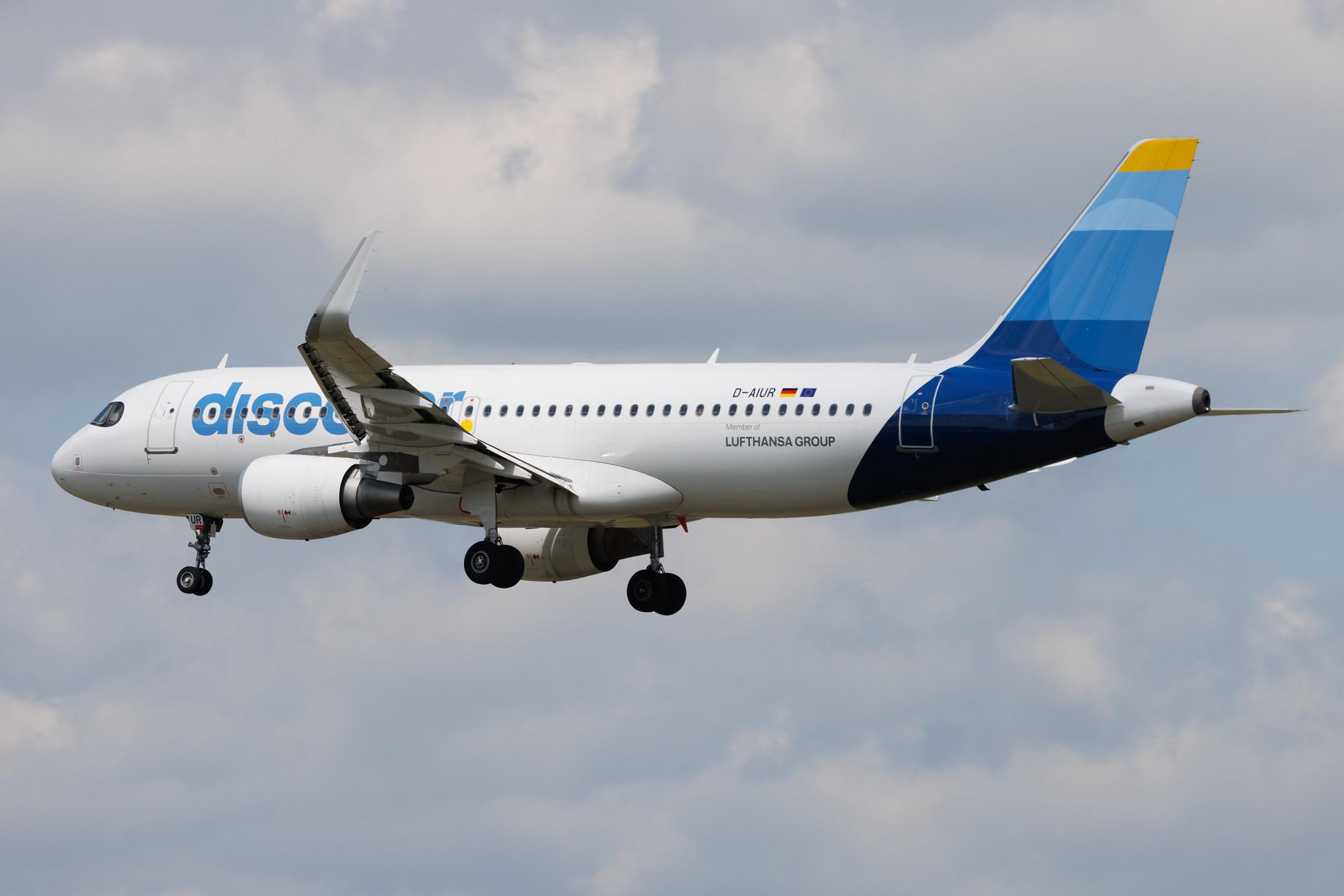 Frankfurt Airport: Discover Airlines (4Y / OCN) | Airbus A320-214 A320 | D-AIUR | MSN 6985