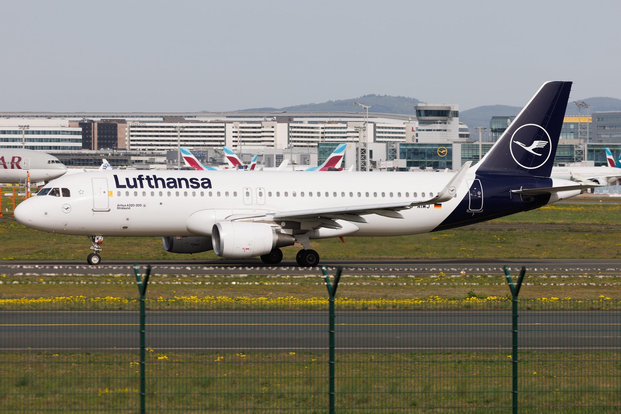 Frankfurt Airport: Lufthansa (LH / DLH) | Airbus A320-214 A320 | D-AIWJ | MSN 9052