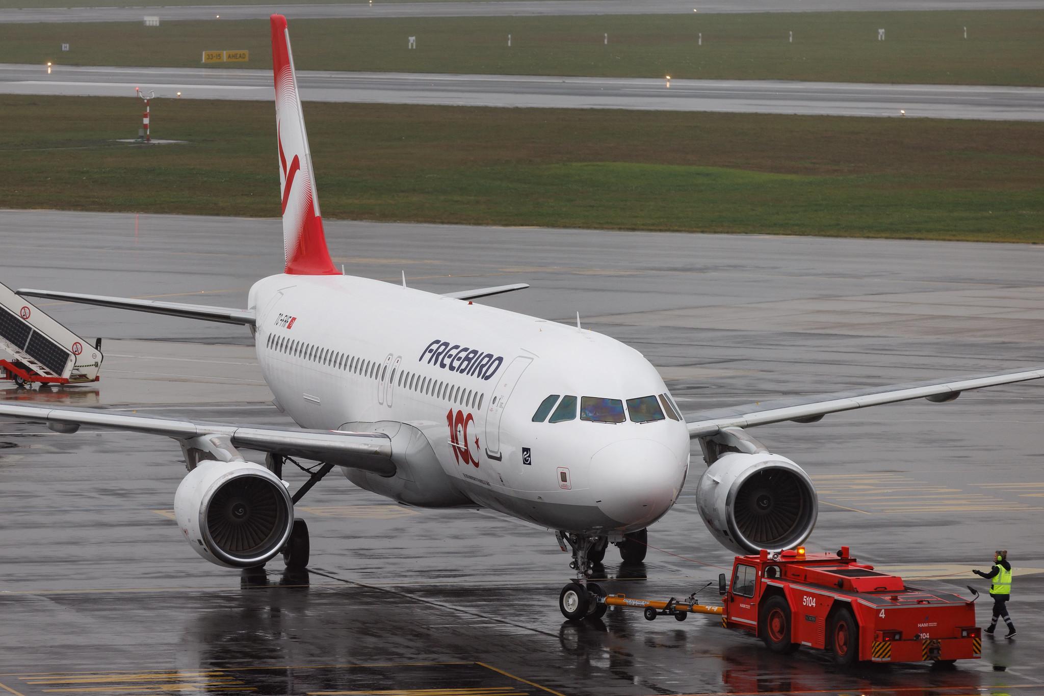 Hamburg Airport: Freebird Airlines (FH / FHY) | Airbus A320-214 A320 | TC-FHF | MSN 03514