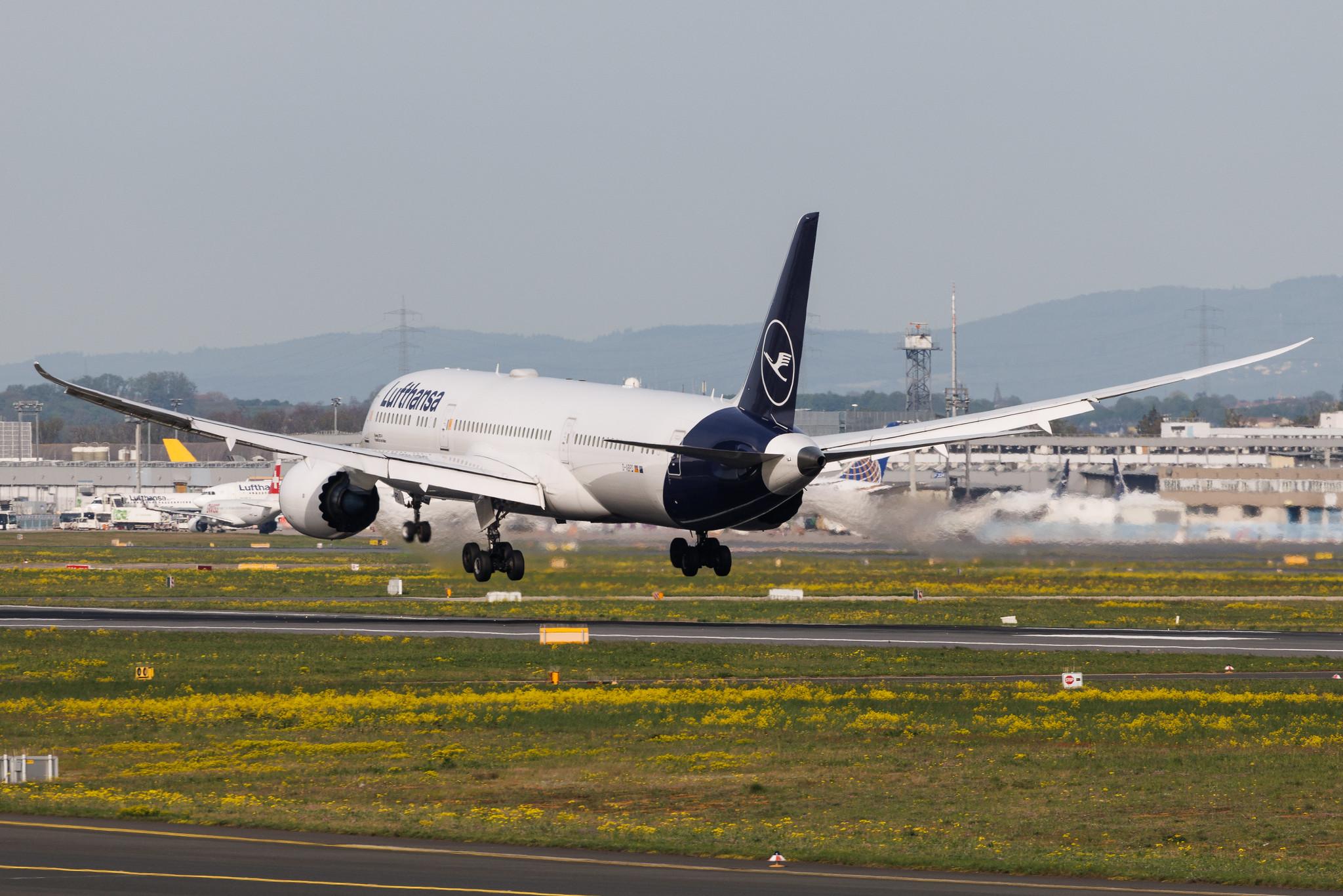 Frankfurt Airport: Lufthansa (LH / DLH) | Boeing 787-9 Dreamliner B789 | D-ABPD | MSN 62729